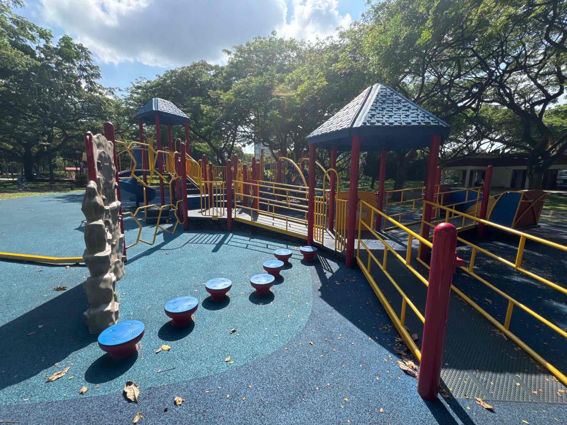 West Coast Park Adventure Playground - Photo 3
