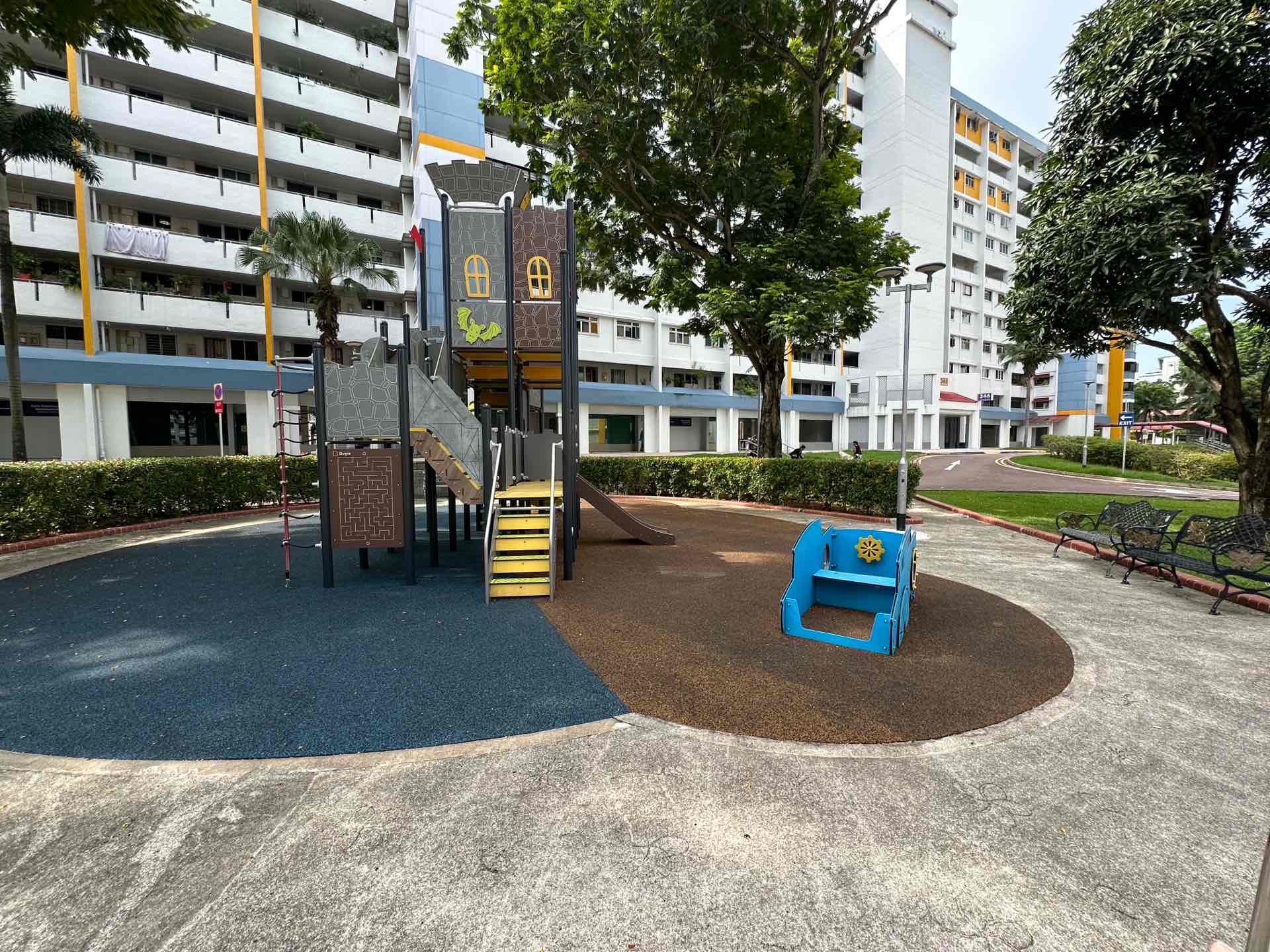 346 Ang Mo Kio Avenue 3, Teck Ghee Evergreen Playground - Photo 2
