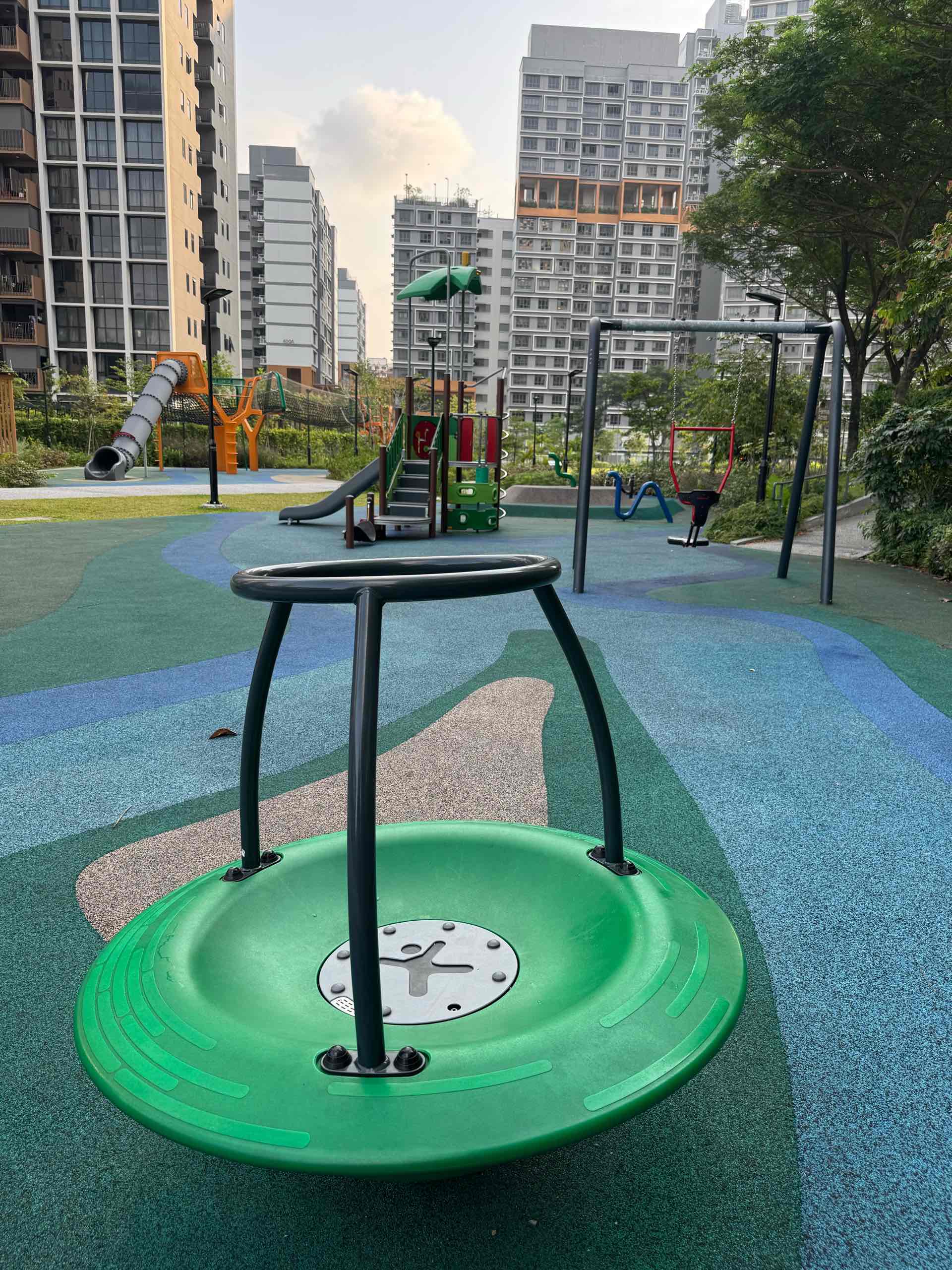 31 Fernvale Lane, Parc Greenwich Playground 2 - Photo 4