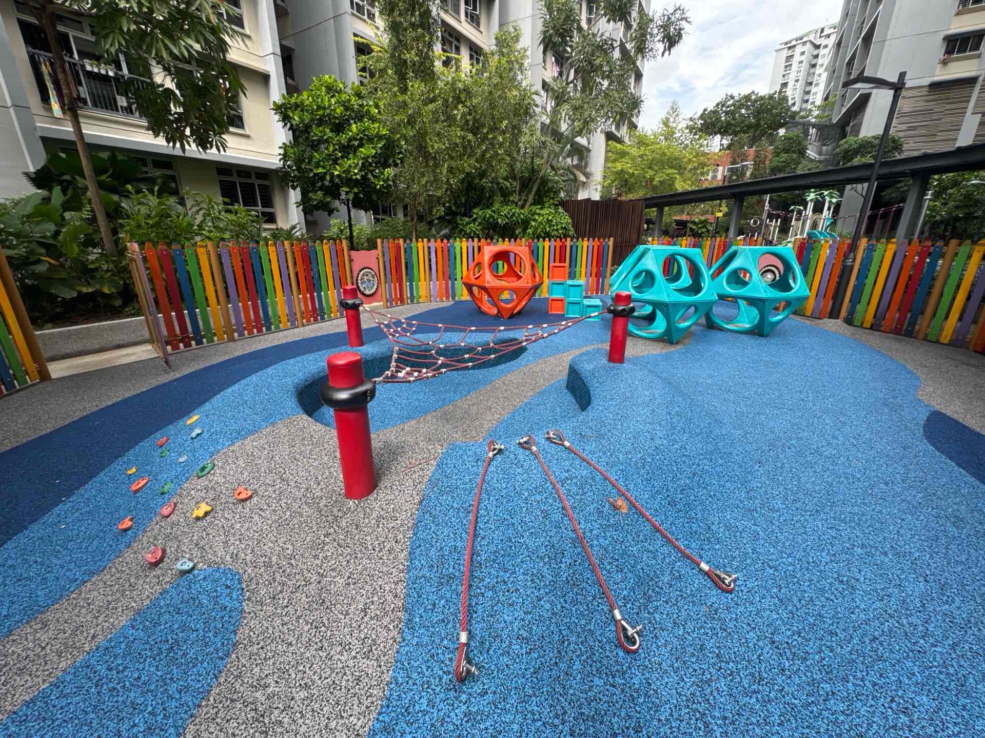 Bedok Beacon 222C Level 2 Playground