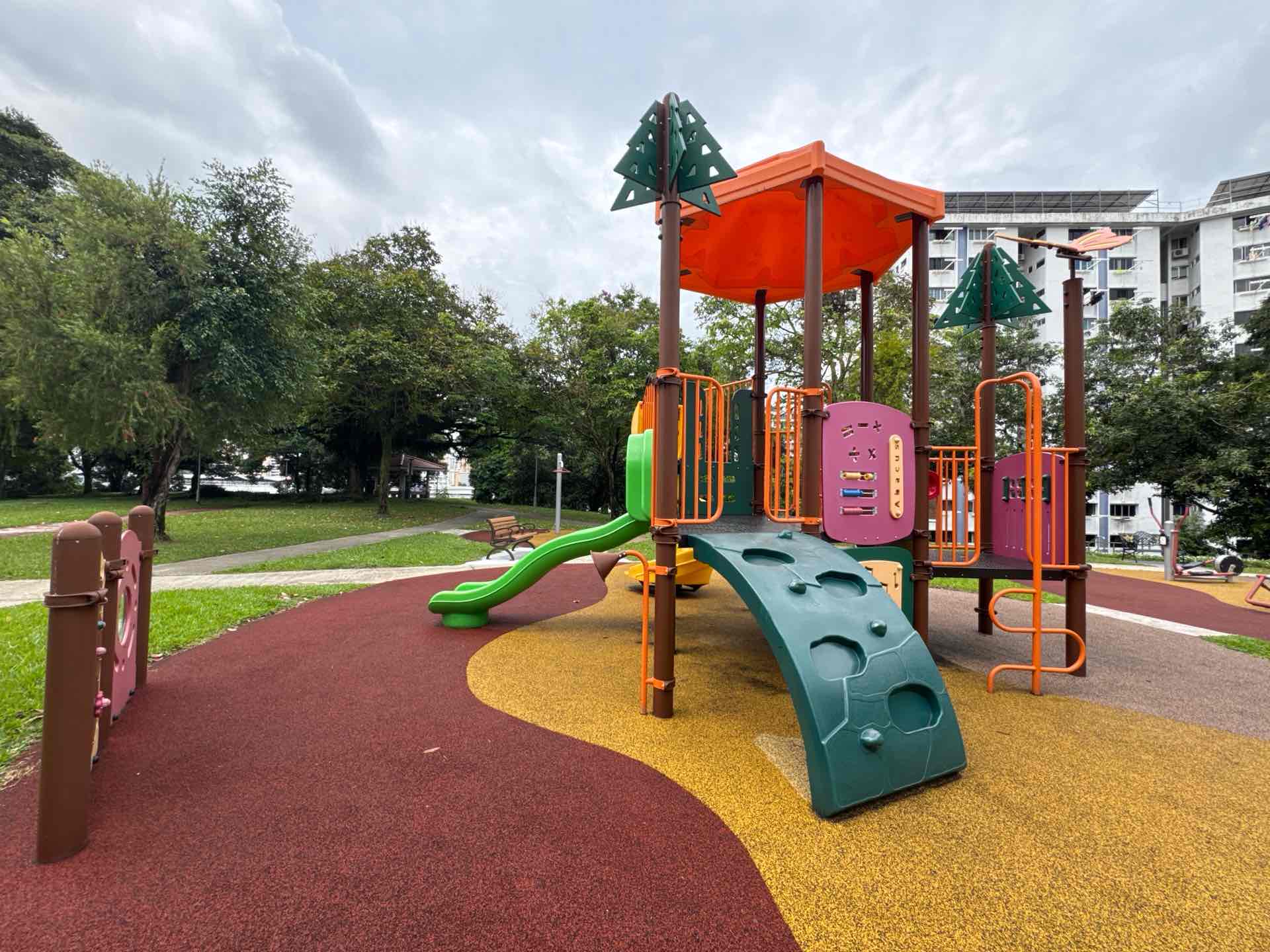 Garden Hill Park Top Playground