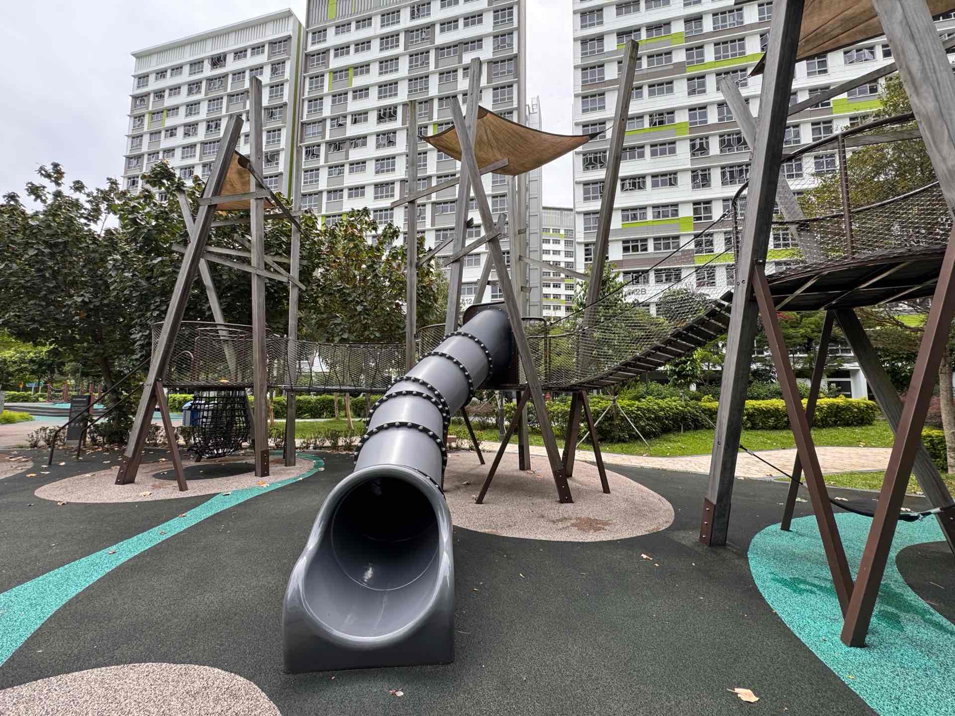 Tampines GreenWeave 610C Playground