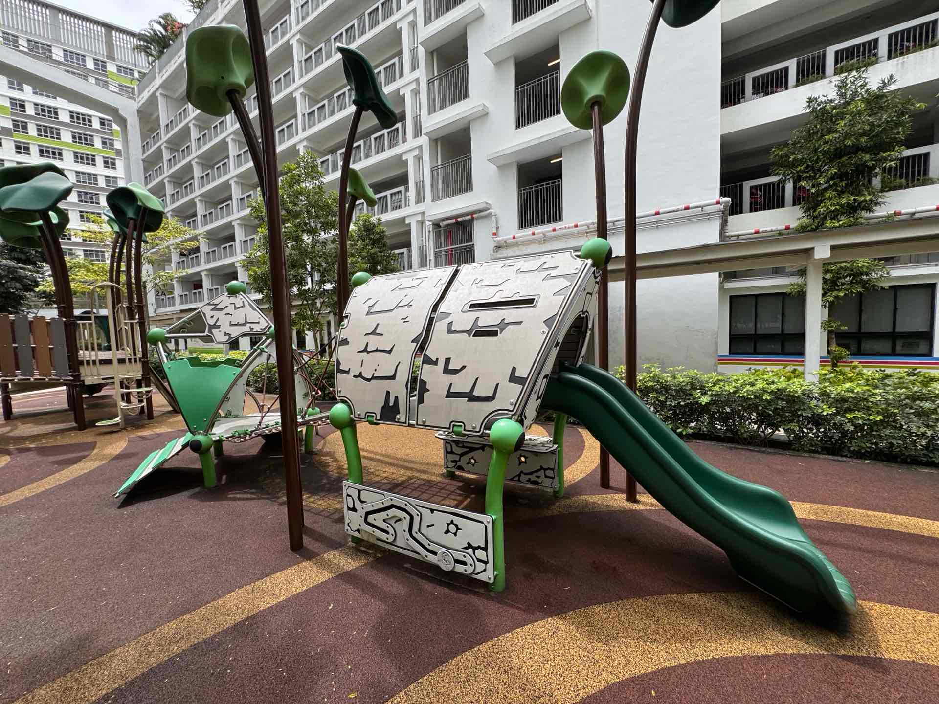 Tampines GreenView 614B Playground - Photo 5