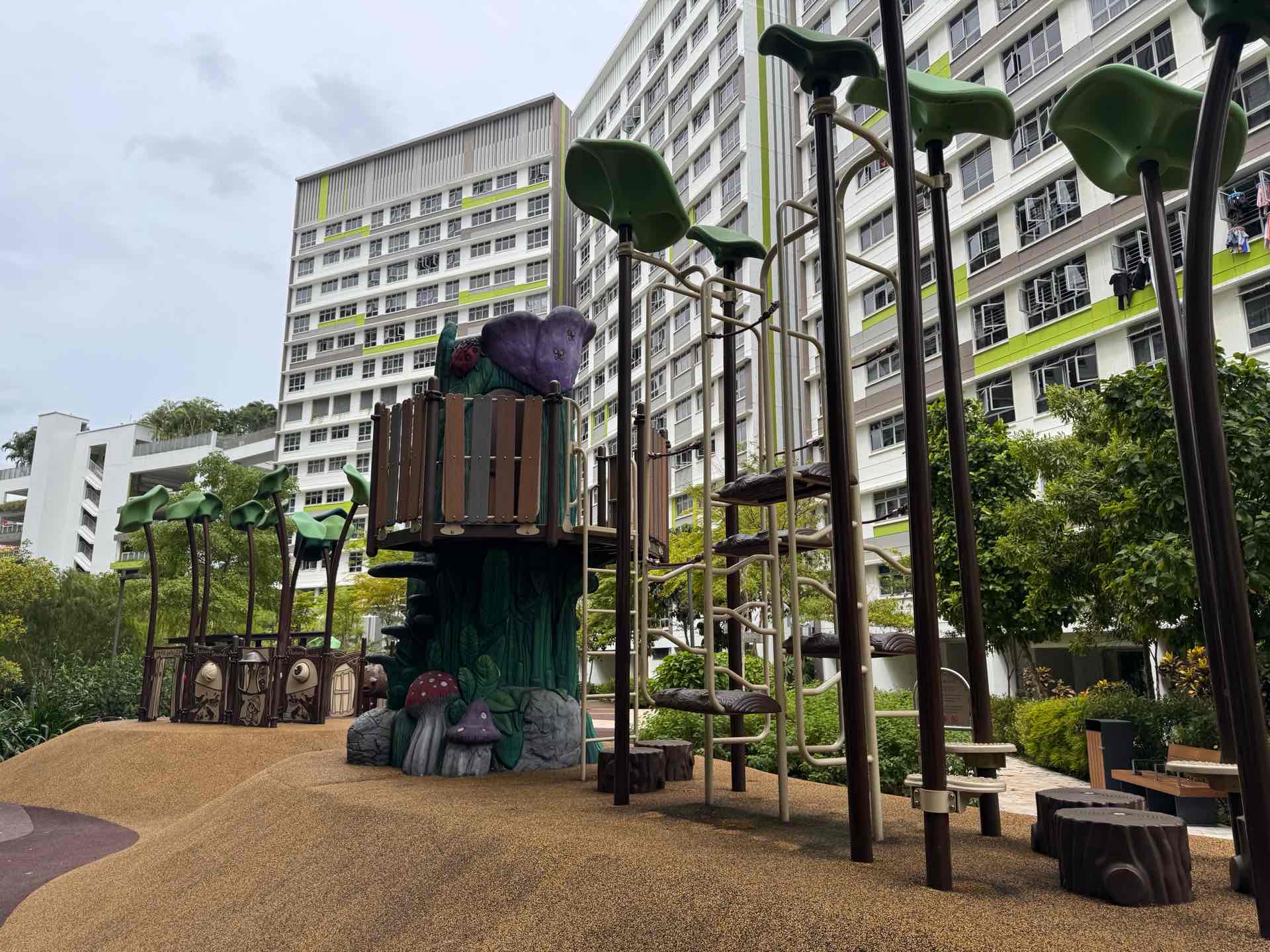 Tampines GreenView 612A Playground - Photo 4