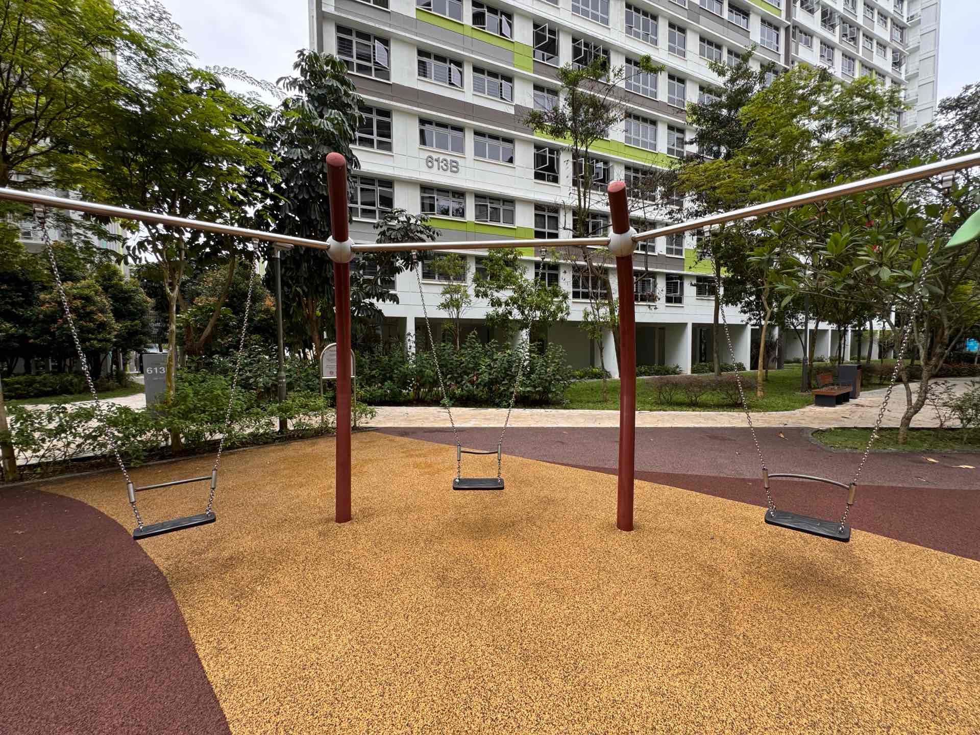 Tampines GreenView 612B Playground - Photo 2
