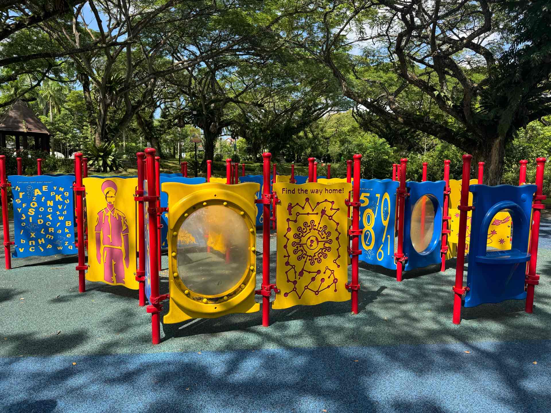 131 Pasir Ris Rd, Pasir Ris Park Inclusive Playground - Photo 2
