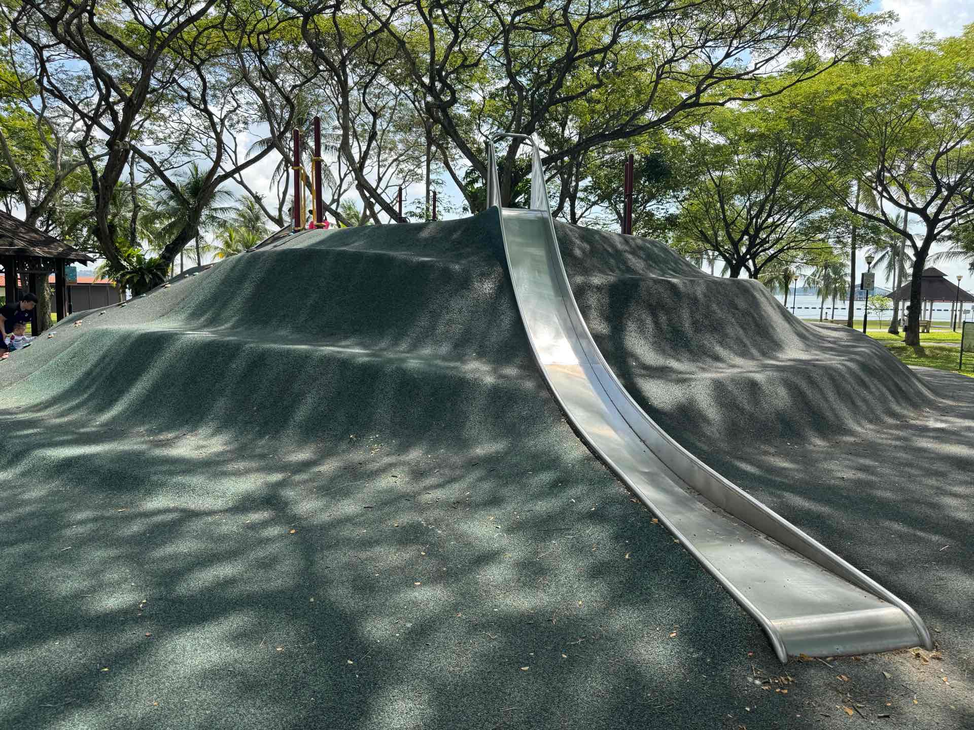 131 Pasir Ris Rd, Pasir Ris Beach Park Playground - Photo 3