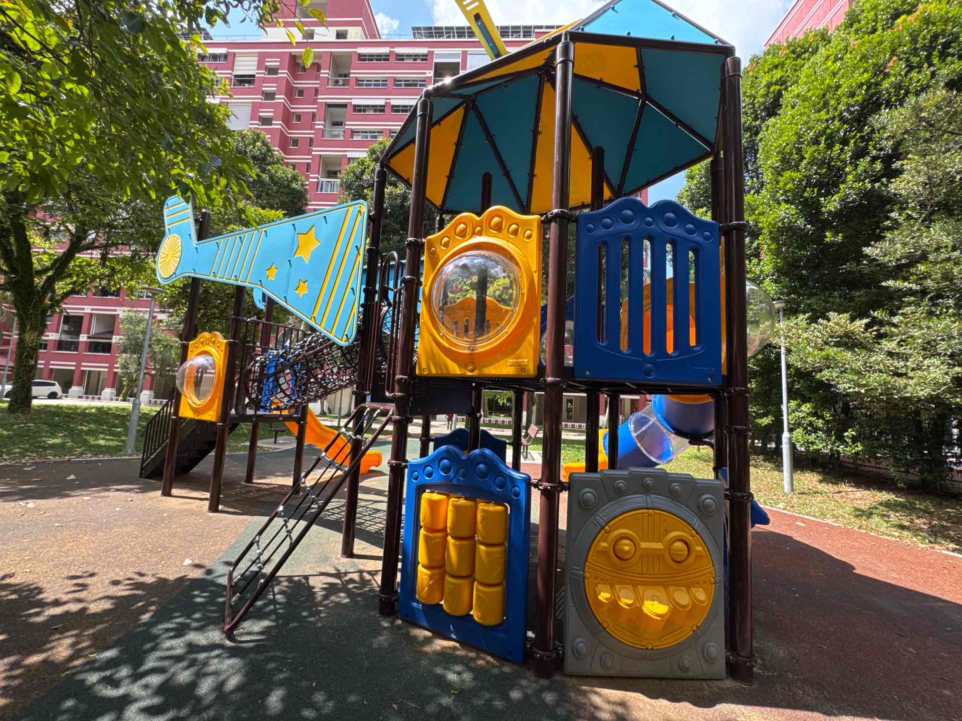 605 Elias Rd, Elias View Playground