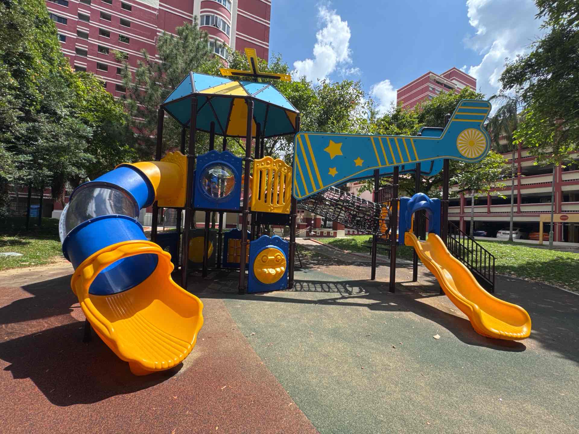 605 Elias Rd, Elias View Playground - Photo 2