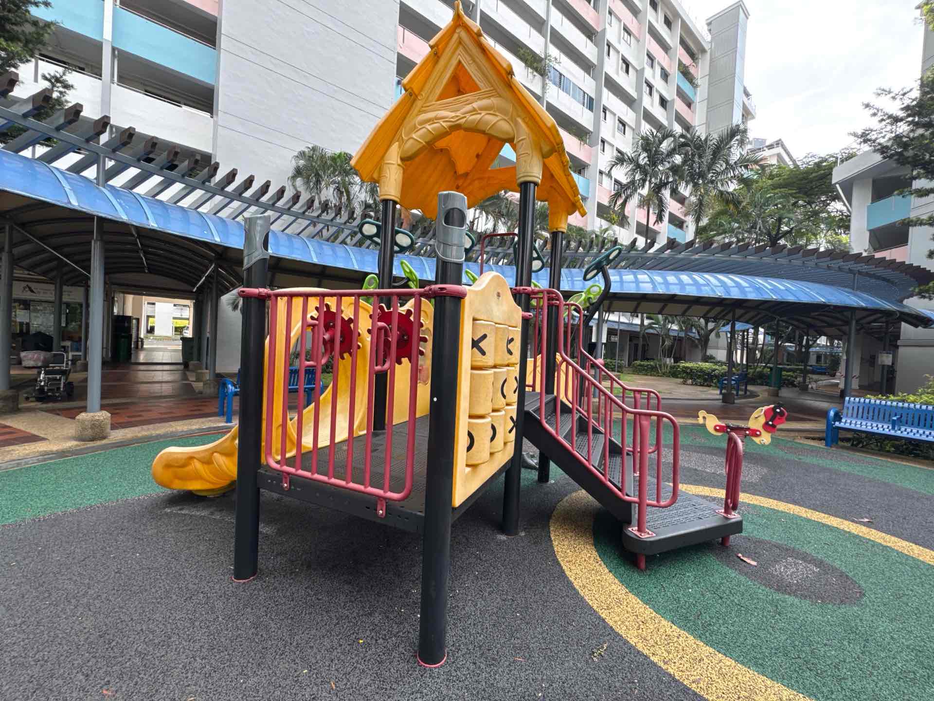 433 Clementi Avenue 3 Playground - Photo 4
