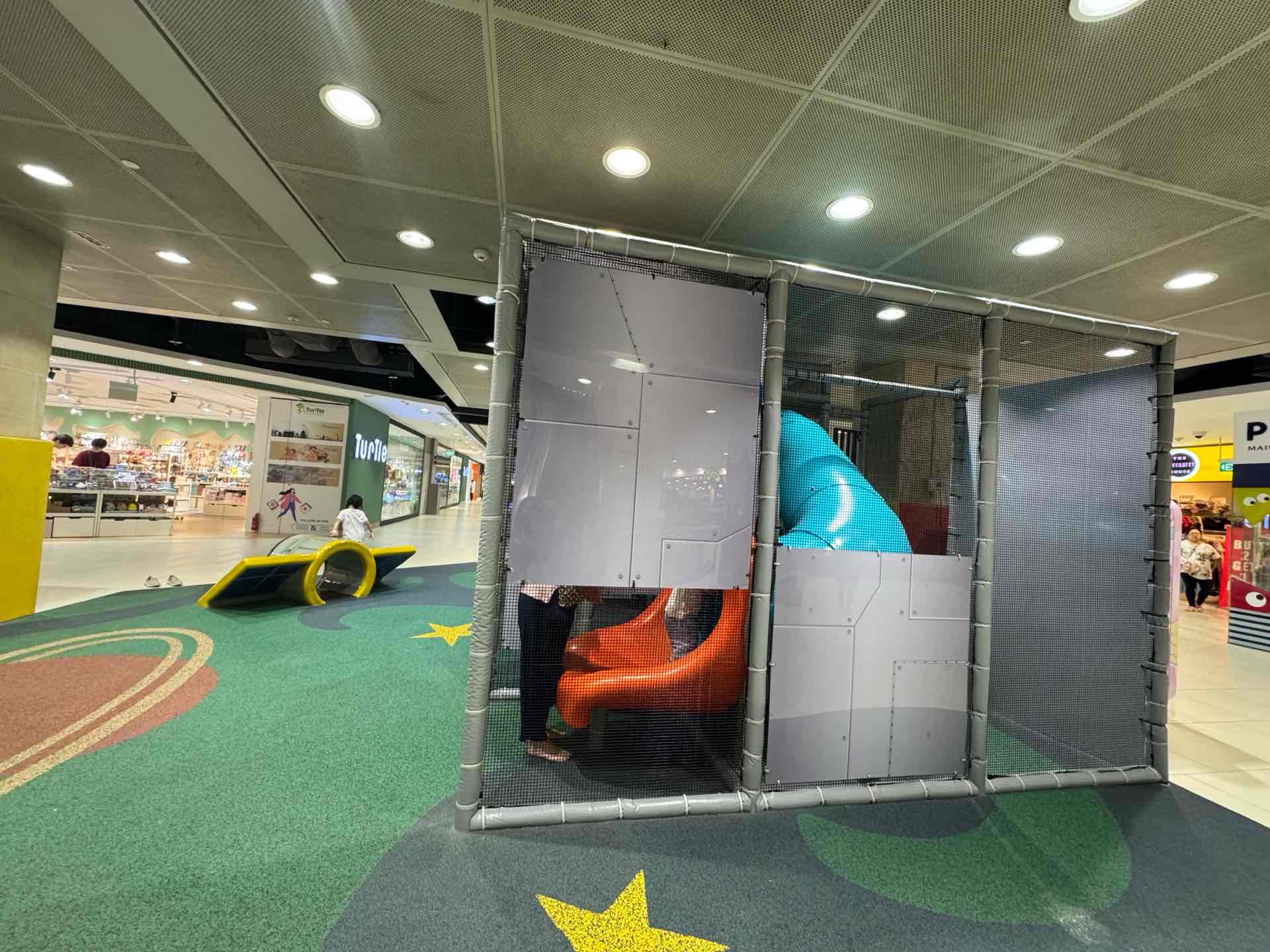 Marina Square Space Theme Playground @ Level 3 - Photo 3