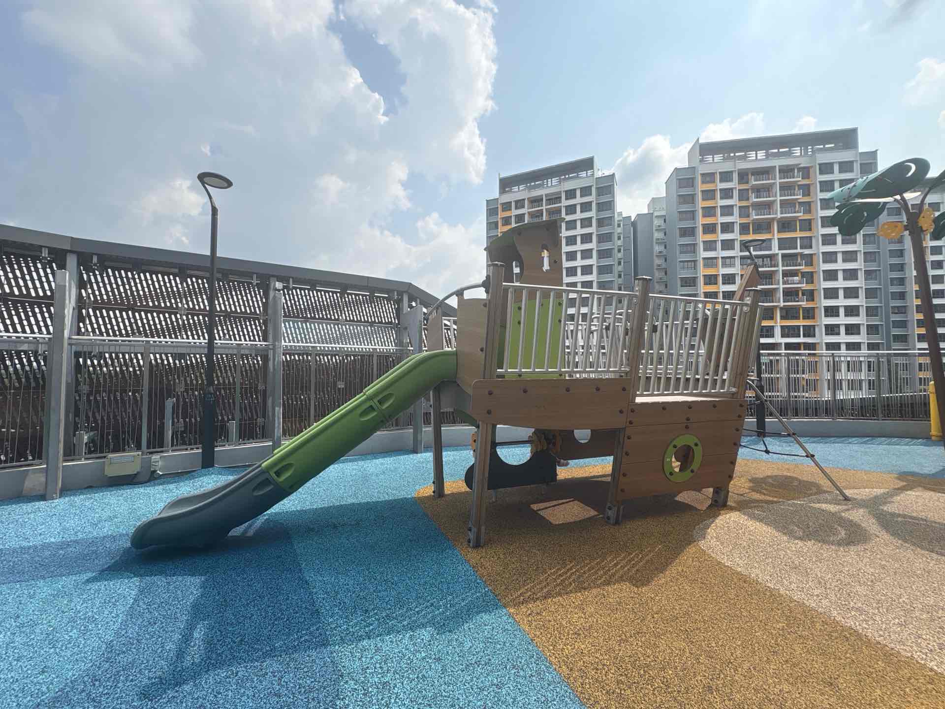 Anchorvale Village Playground Level 3