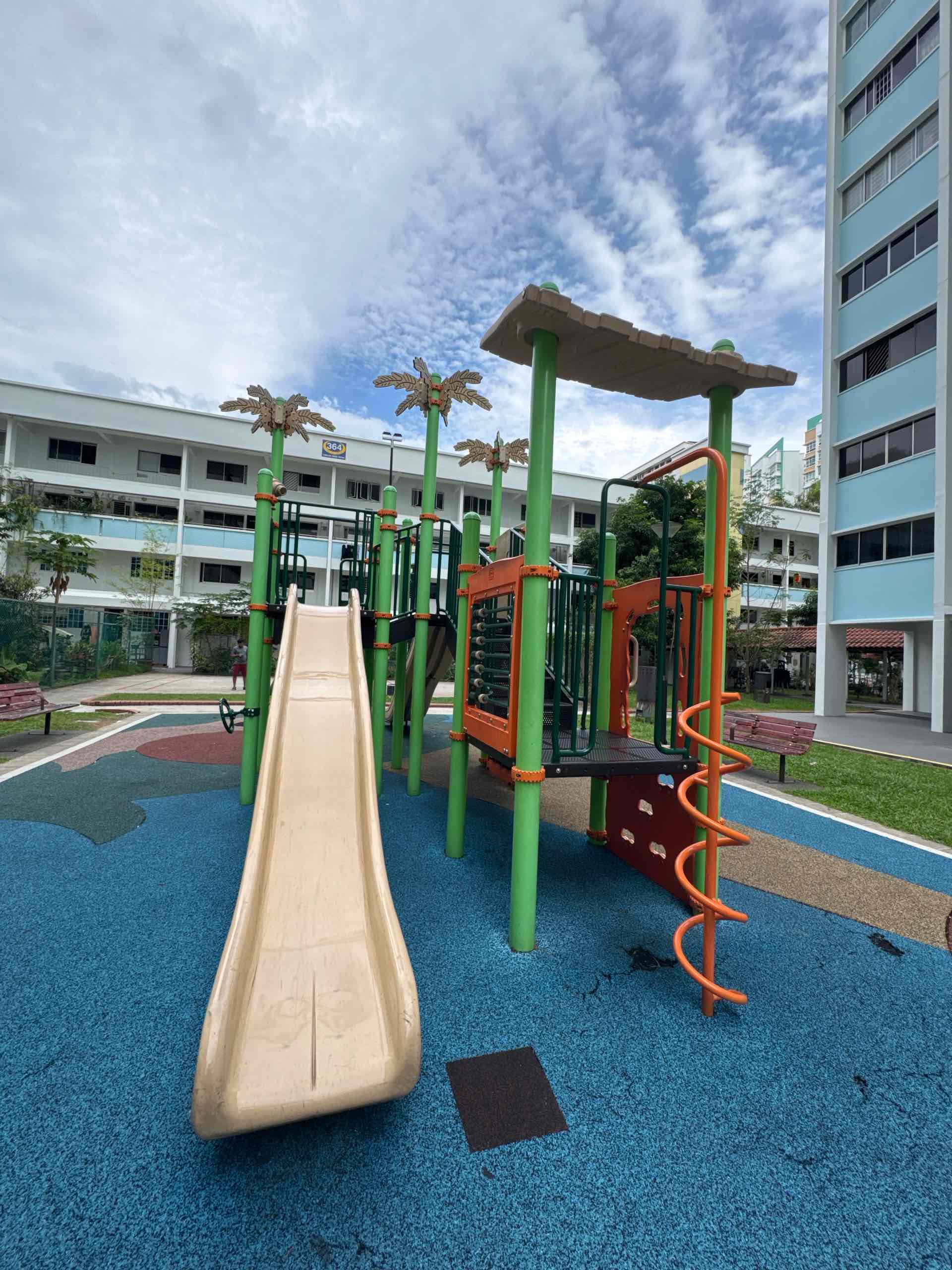 364 Yishun Ring Rd, Yishun Glory Playground - Photo 2