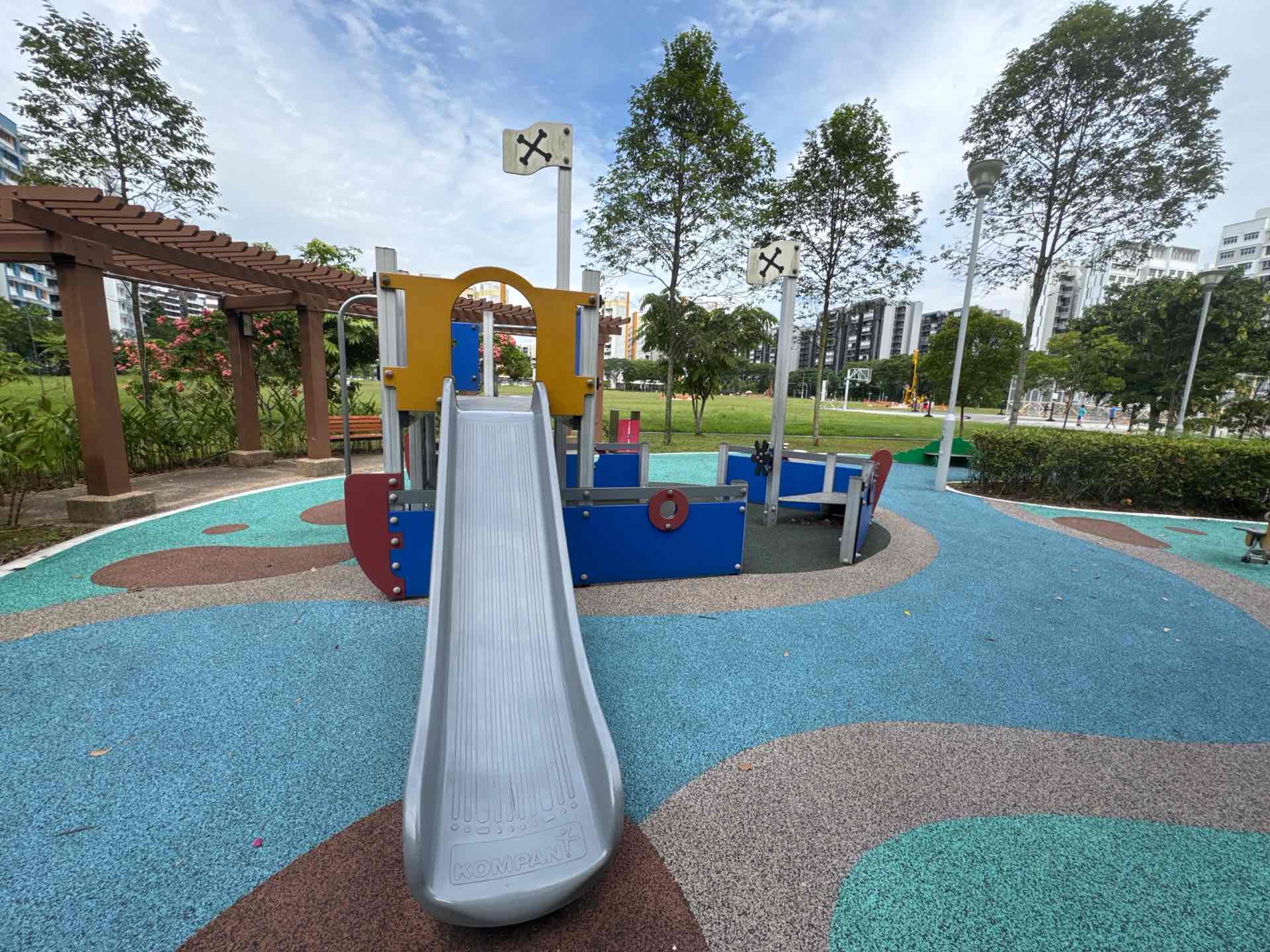 108C Canberra Walk, Eastlawn @ Canberra Playground