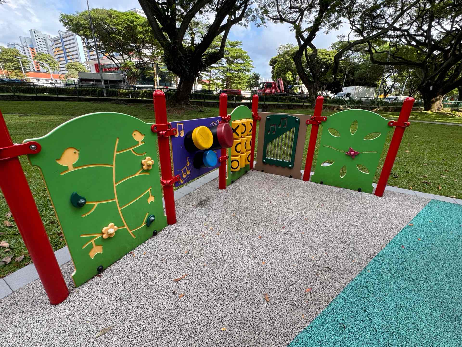 19 Upper Boon Keng Road Playground - Photo 3