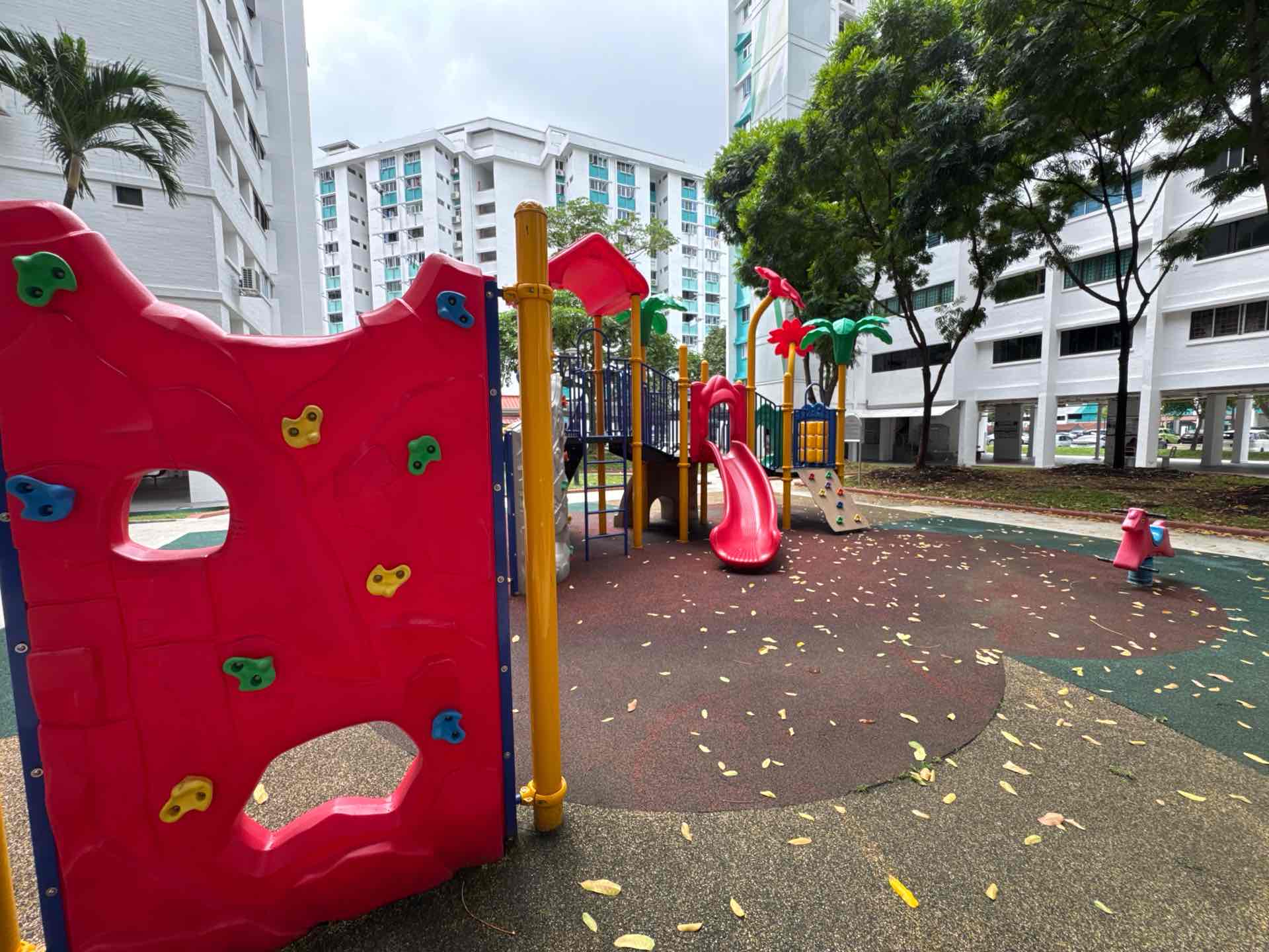 140 Bedok North Street 2 Playground - Photo 3
