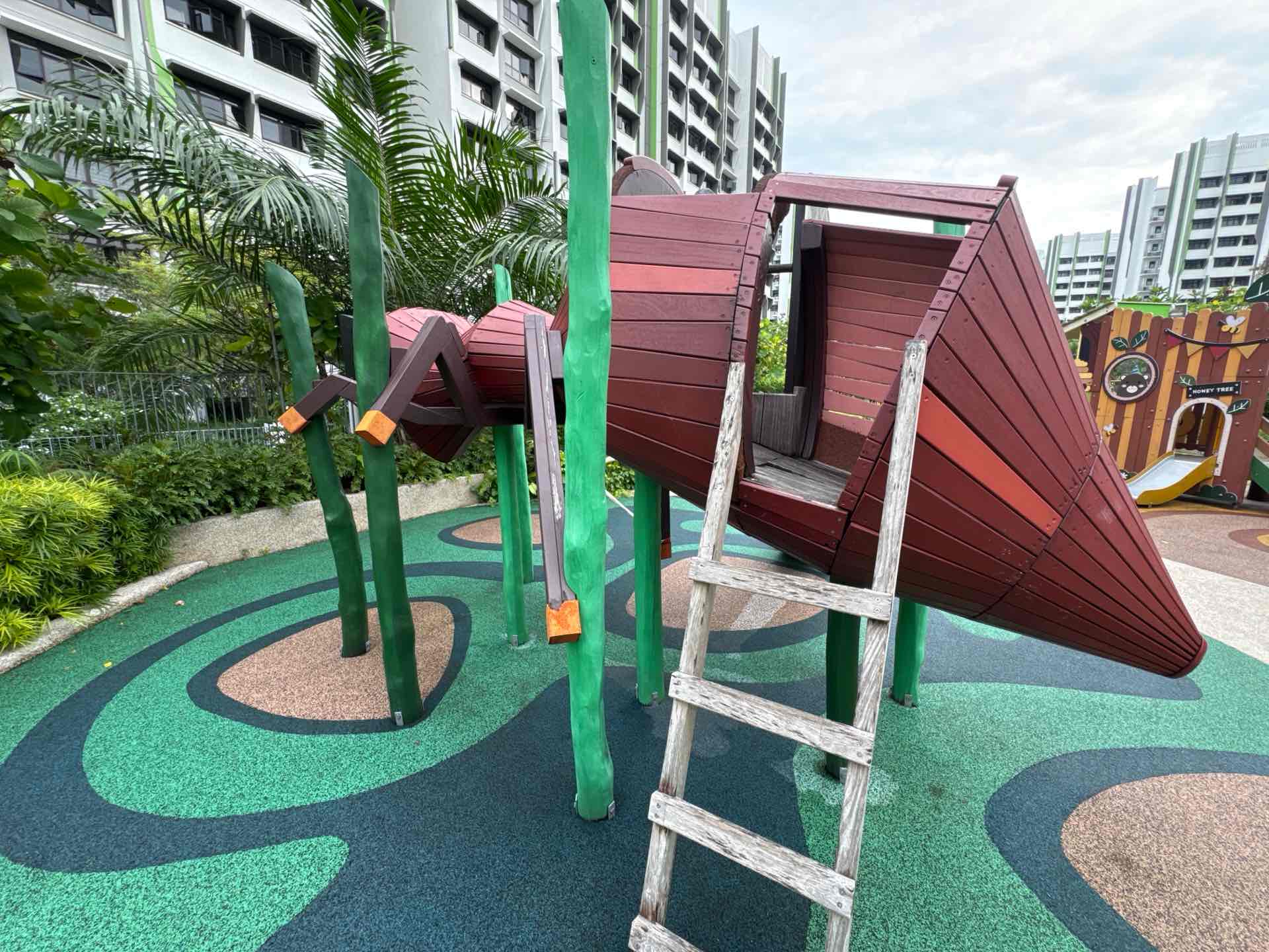 Alkaff Oasis 109 Multi-Storey Carpark Roof Garden Playground - Photo 4