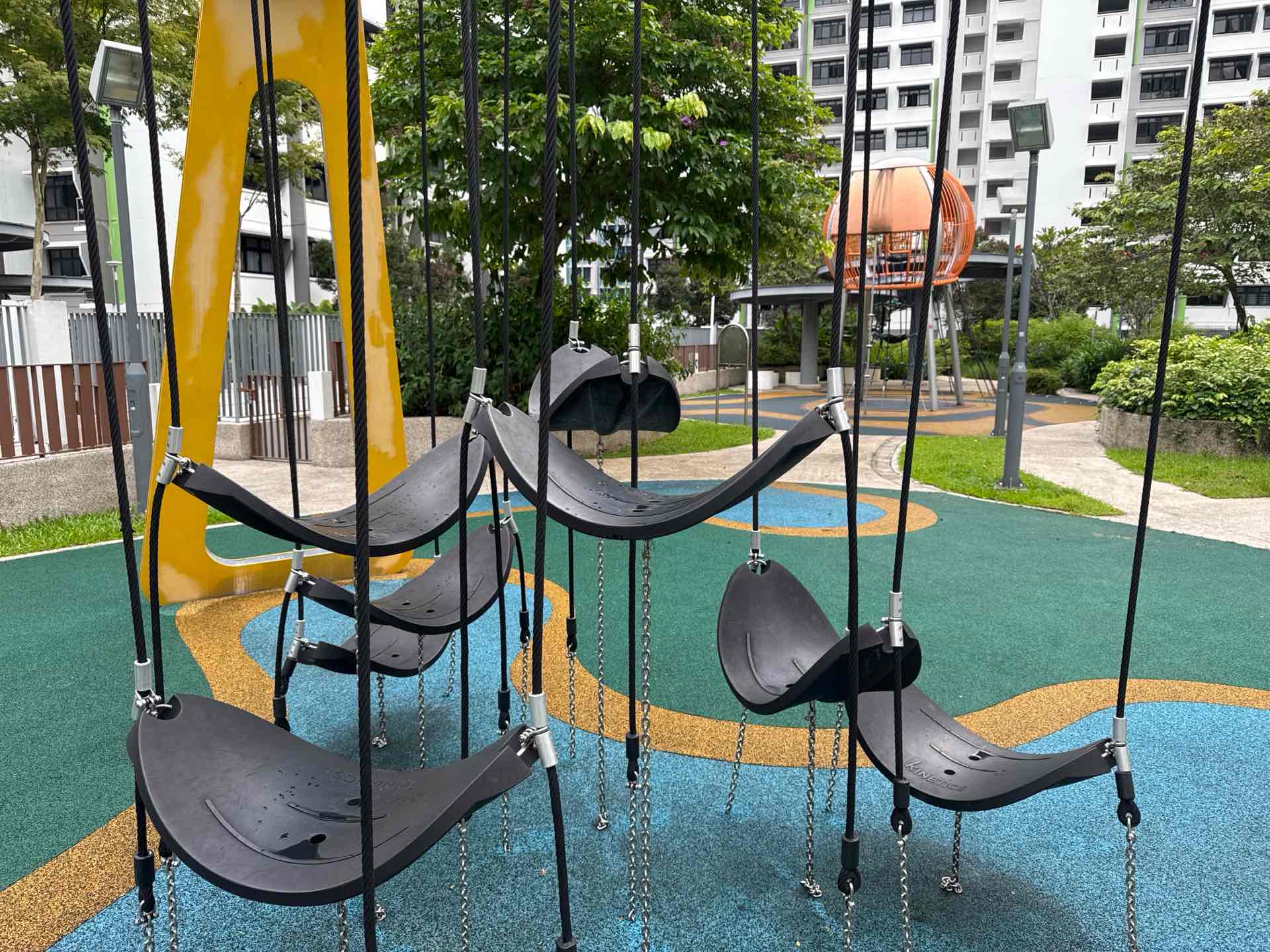 Alkaff Oasis 113 Multi-Storey Carpark Roof Garden Playground - Photo 3