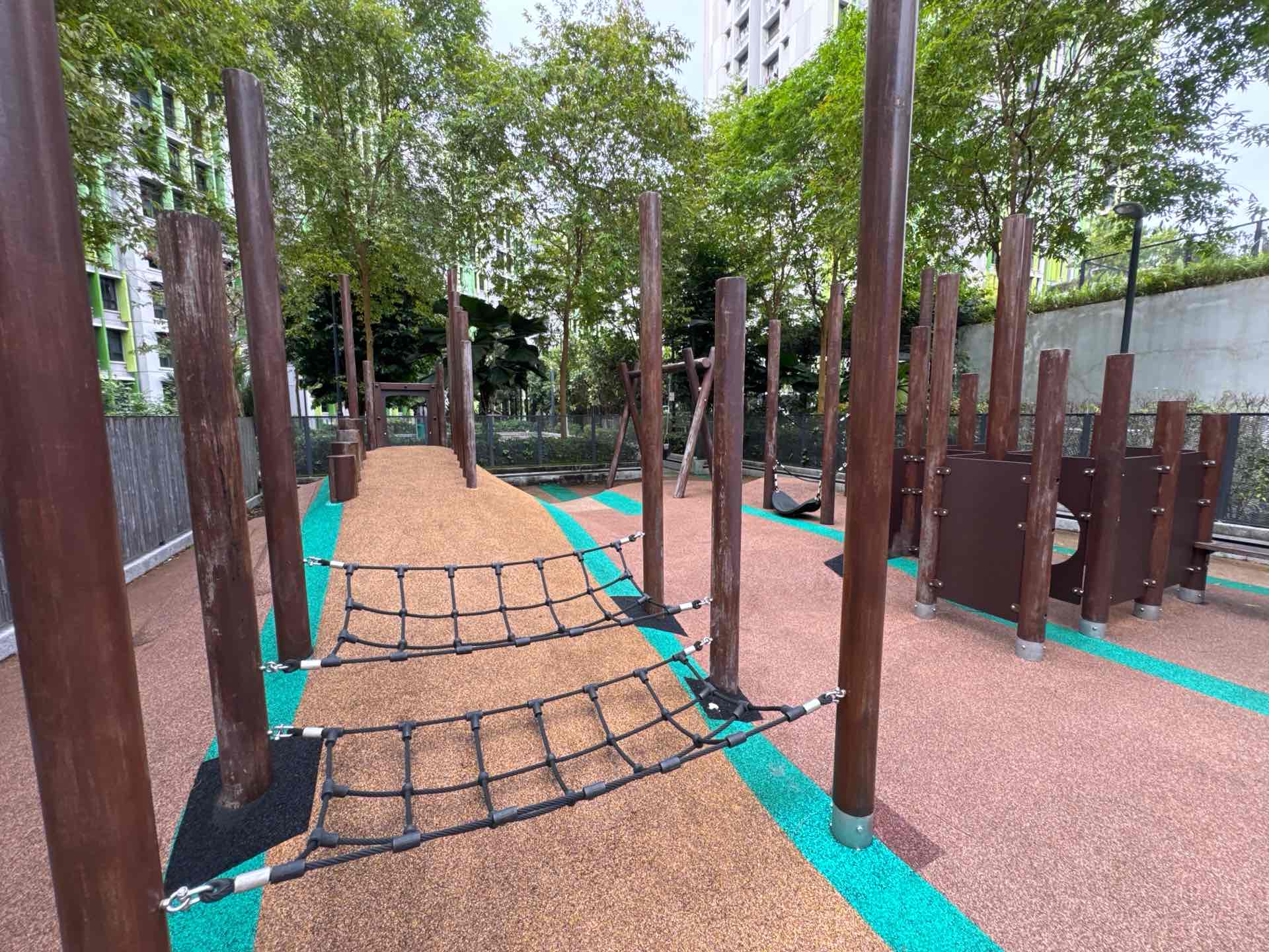 Alkaff Courtview 101 Multi-Storey Carpark Roof Garden Playground