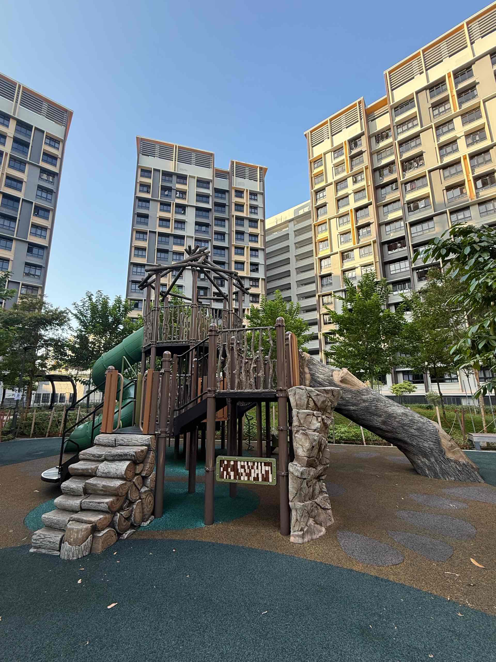 Woodleigh Hillside 212 Multi-Storey Carpark Roof Garden Playground - Photo 2