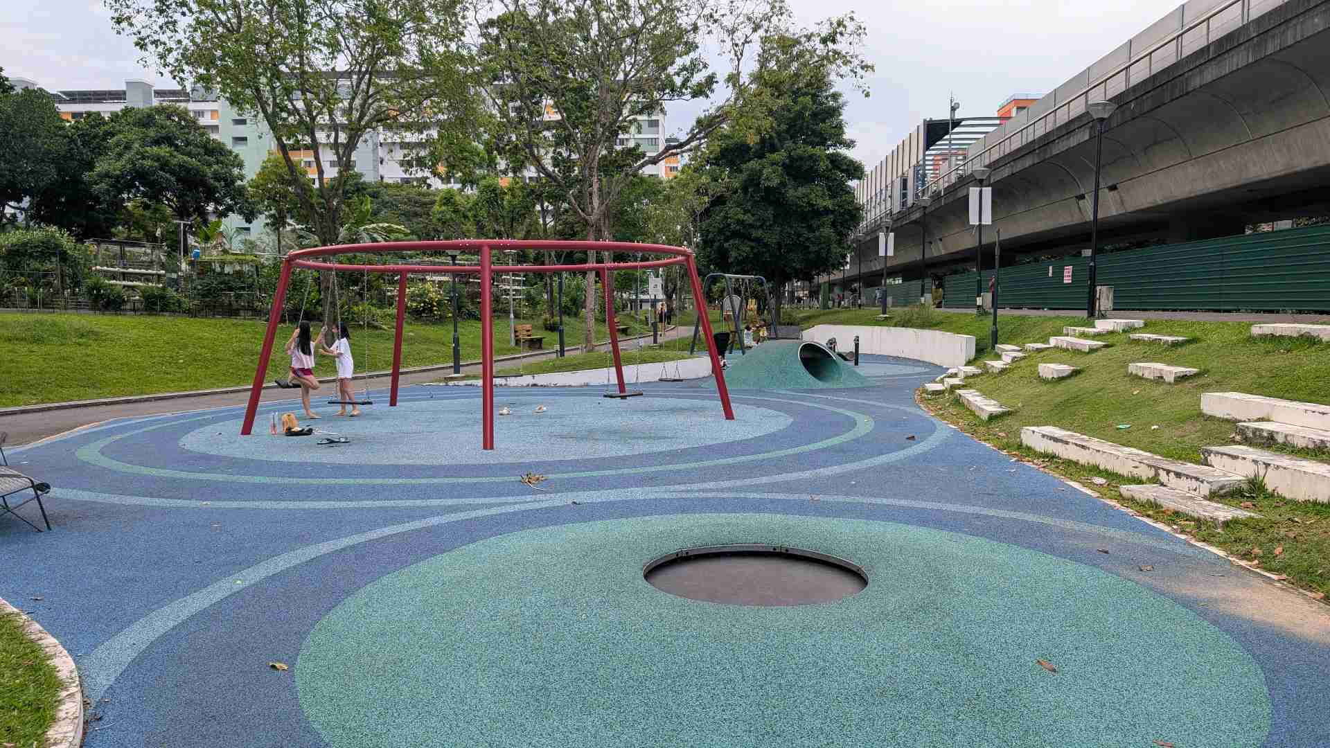 Tampines Green Mounds Playground - Photo 3