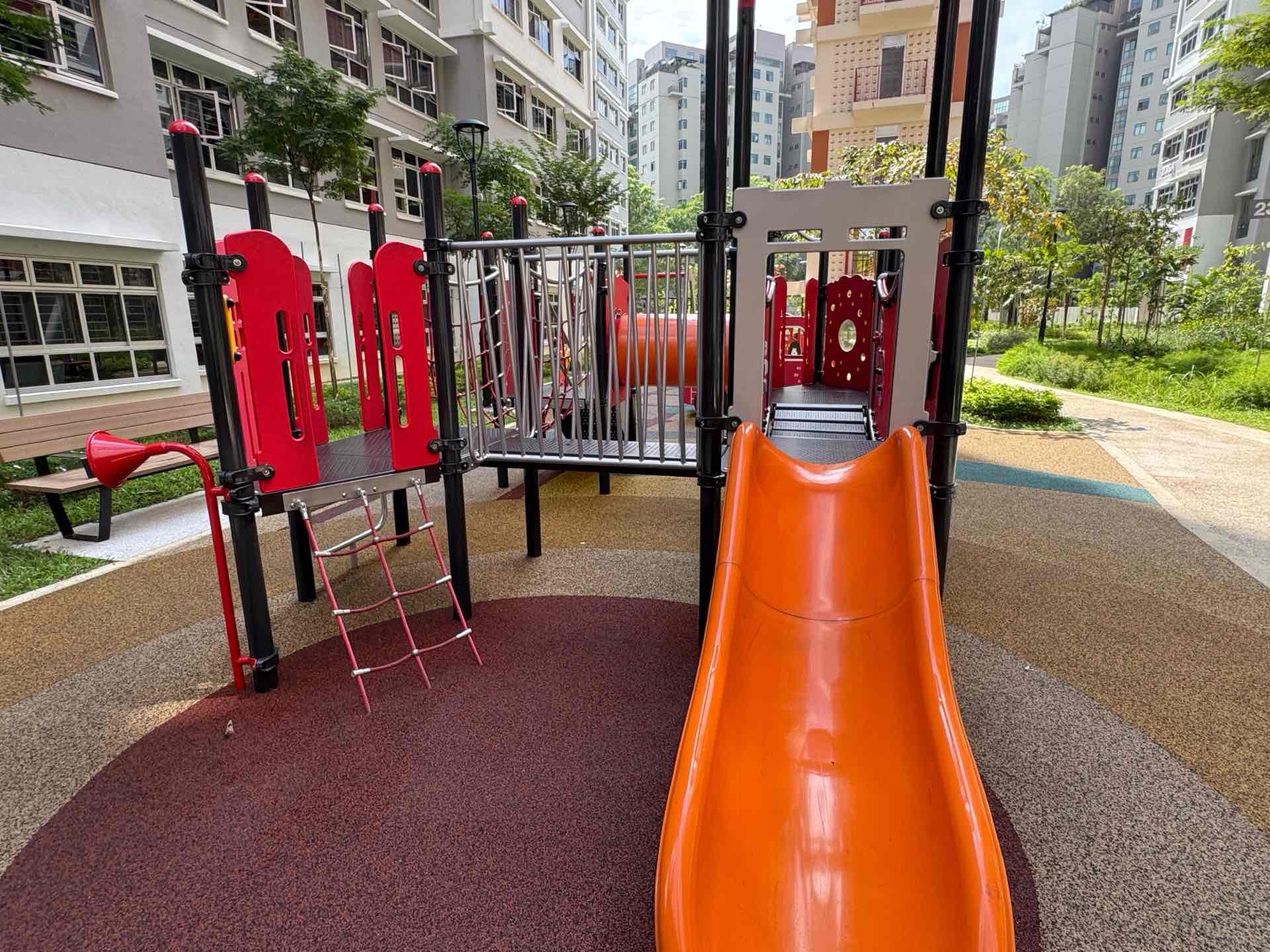 Fire Station Playground @ Boon Lay Glade 239B - Photo 2