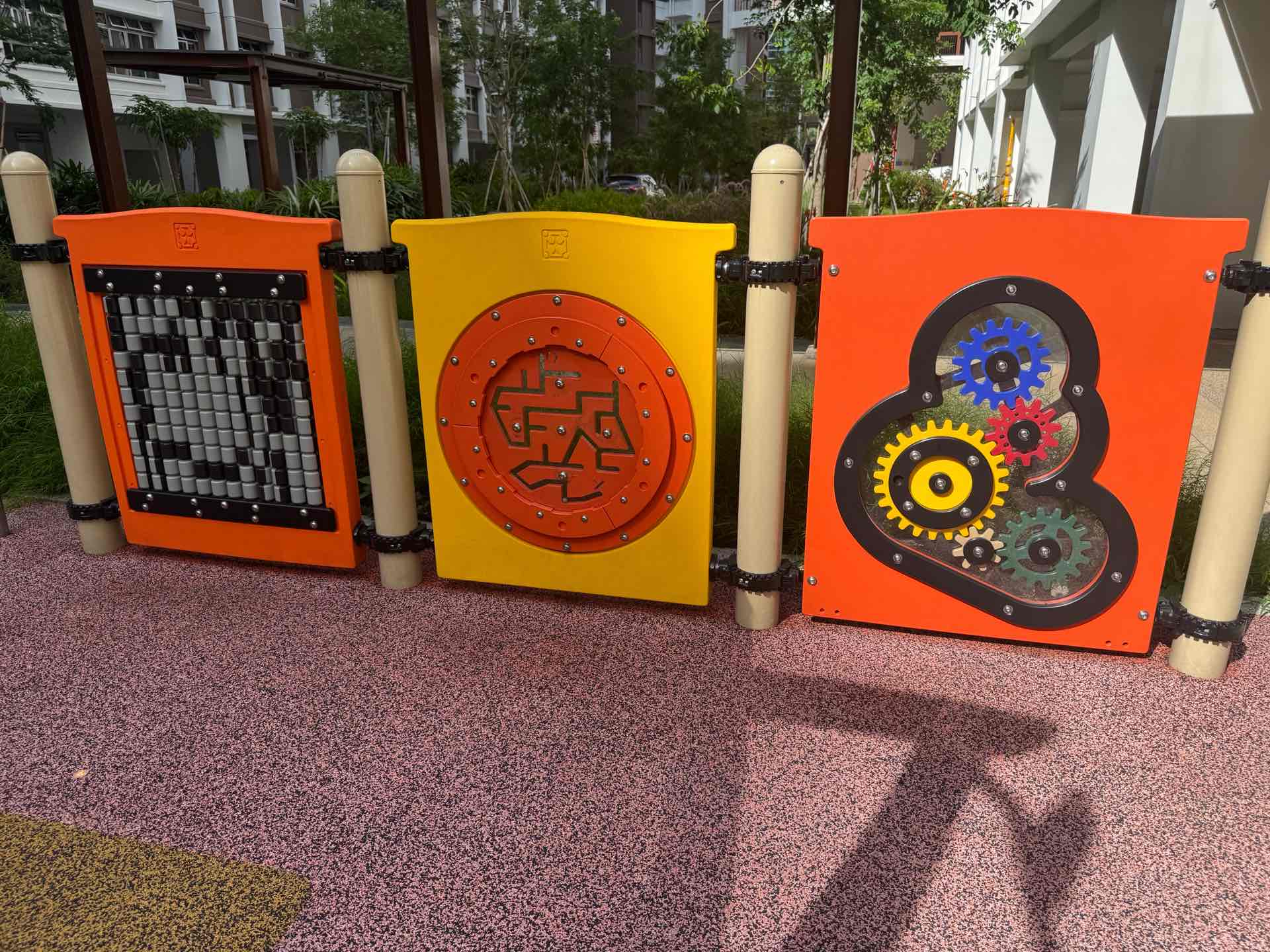 Tampines GreenSpring Playground - Photo 6