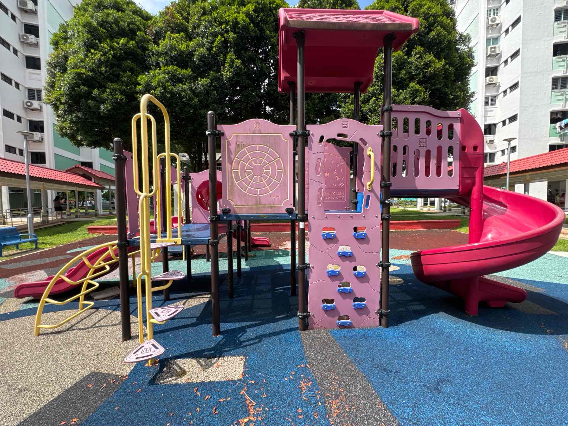 577 Ang Mo Kio Avenue 10 Playground - Photo 2