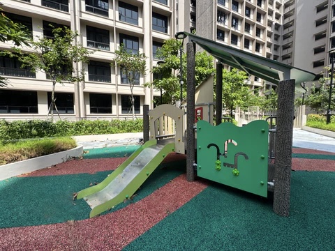 129C Plantation Crescent Playground