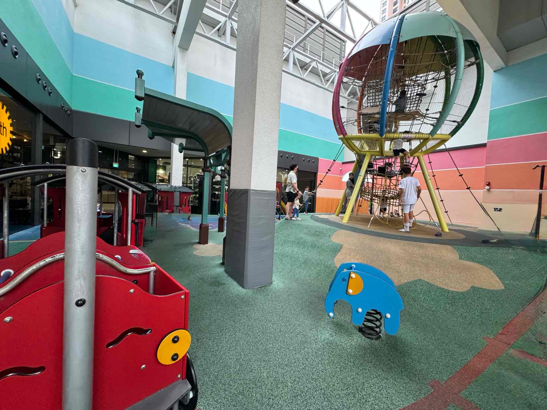 Great World Playground - Photo 3