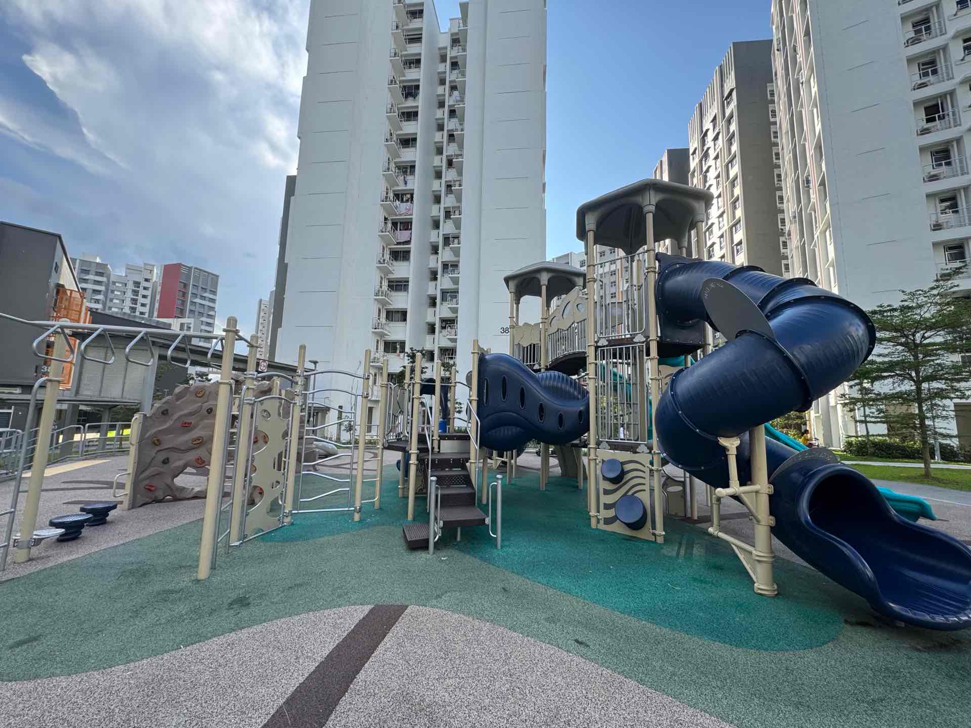 Yishun Glen 383A Playground - Photo 2