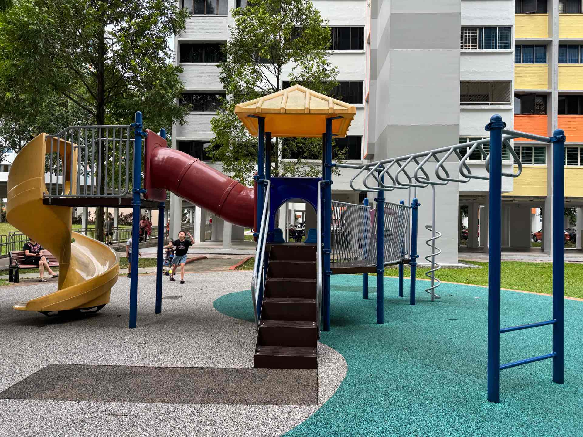 212 Serangoon Avenue 4 Playground - Photo 2
