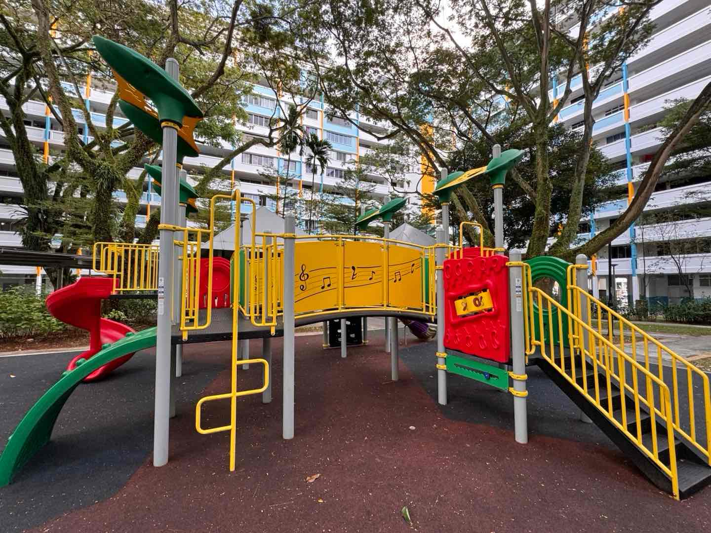 236 Serangoon Avenue 3 Playground - Photo 2