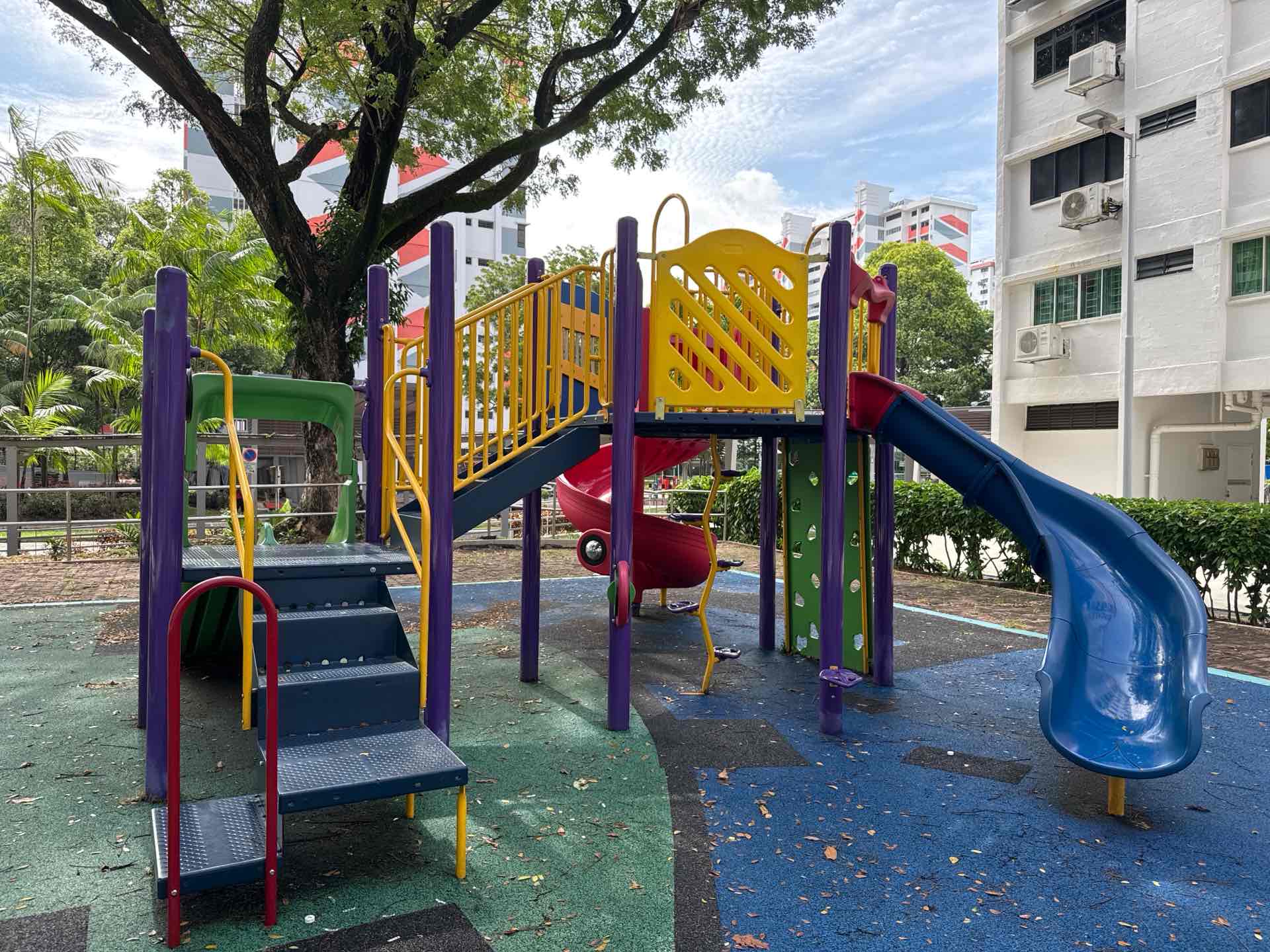 111 Bedok North Rd, Fengshan Precinct Playground - Photo 2