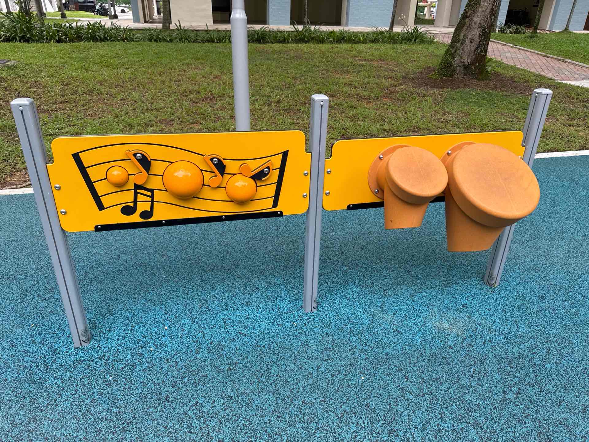 351A Woodlands Avenue 1 Playground - Photo 2