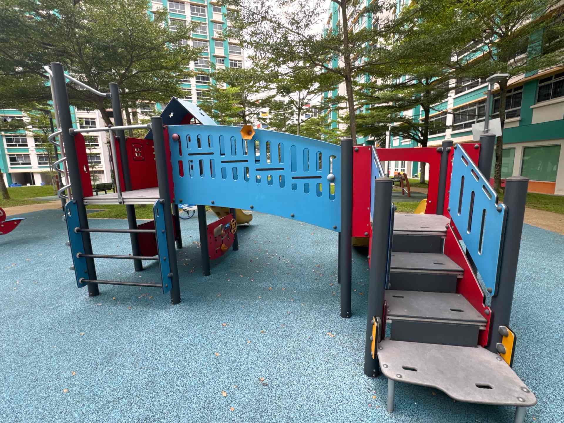 571 Woodlands Avenue 1 Playground - Photo 2