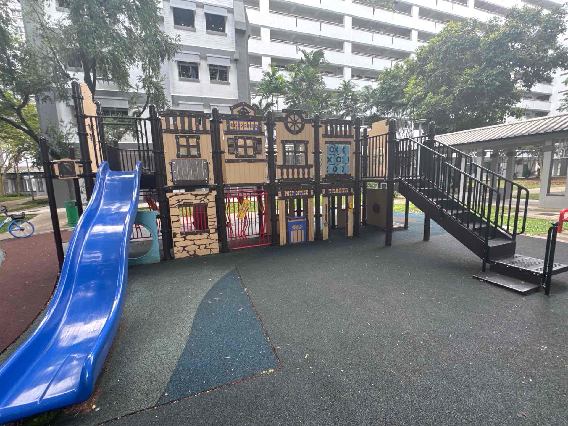 740 Woodlands Circle Playground