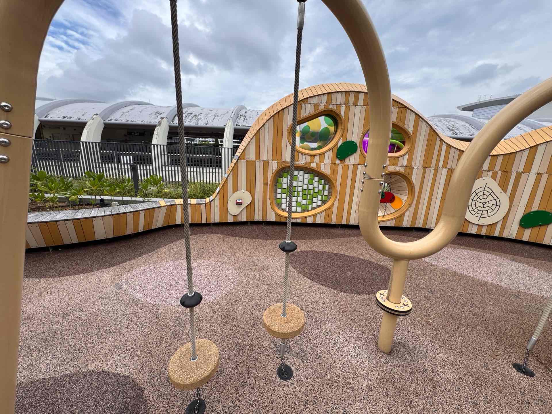 Pasir Ris Mall Playground Level 2 - Photo 4