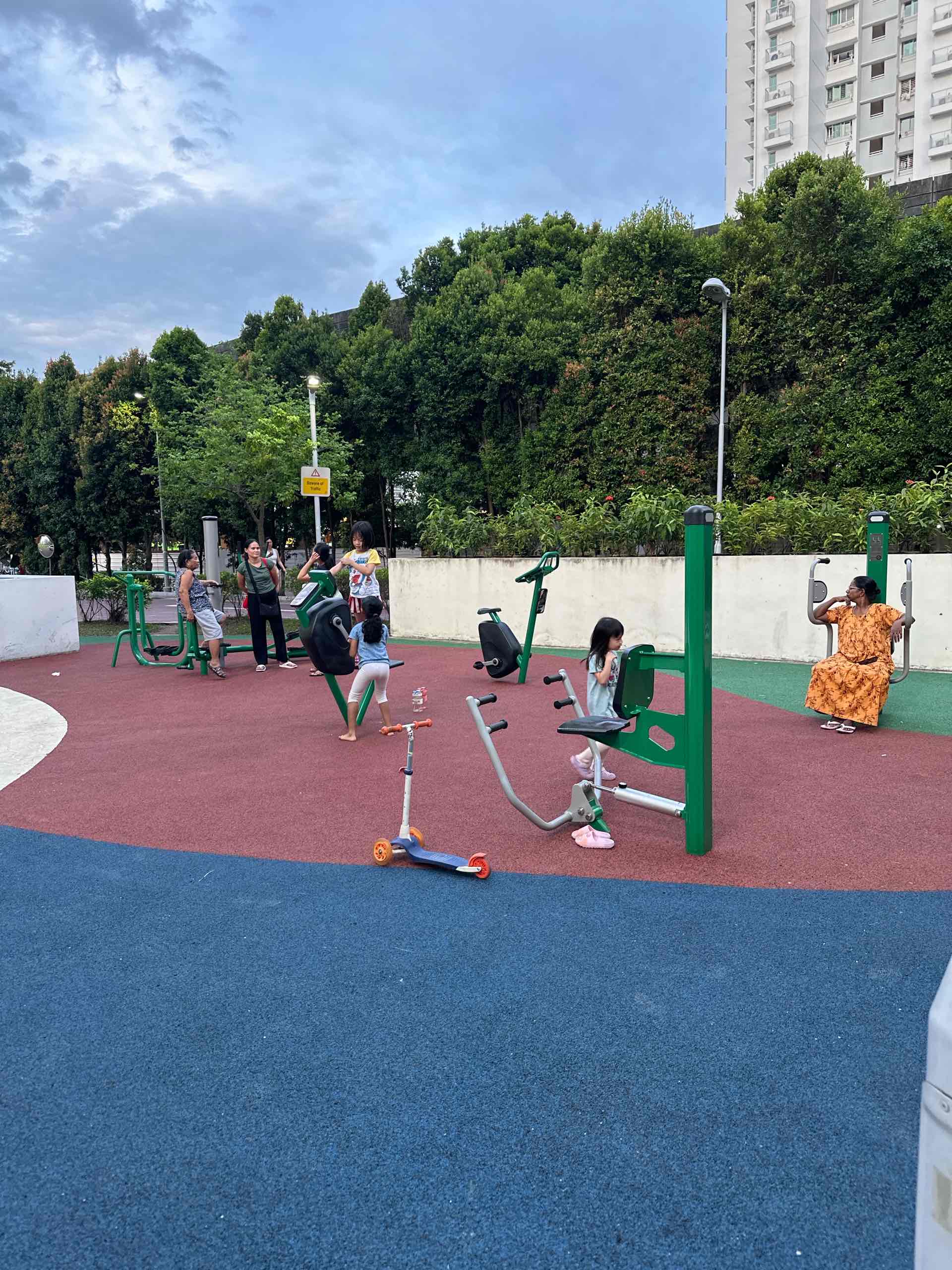 271D Punggol Walk, Punggol Residences Playground - Photo 3