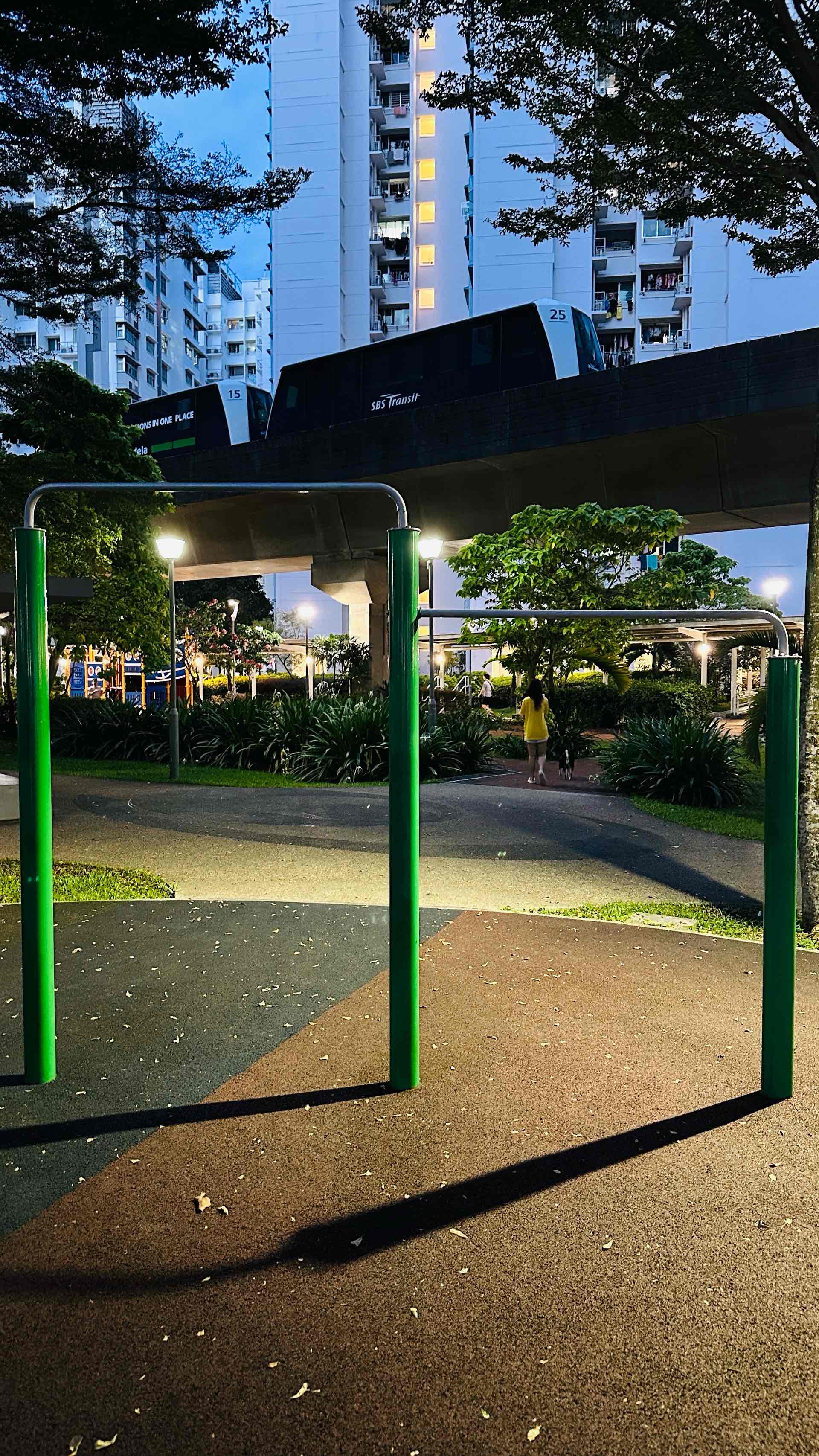 212B Punggol Walk, Punggol Waves Playground - Photo 3