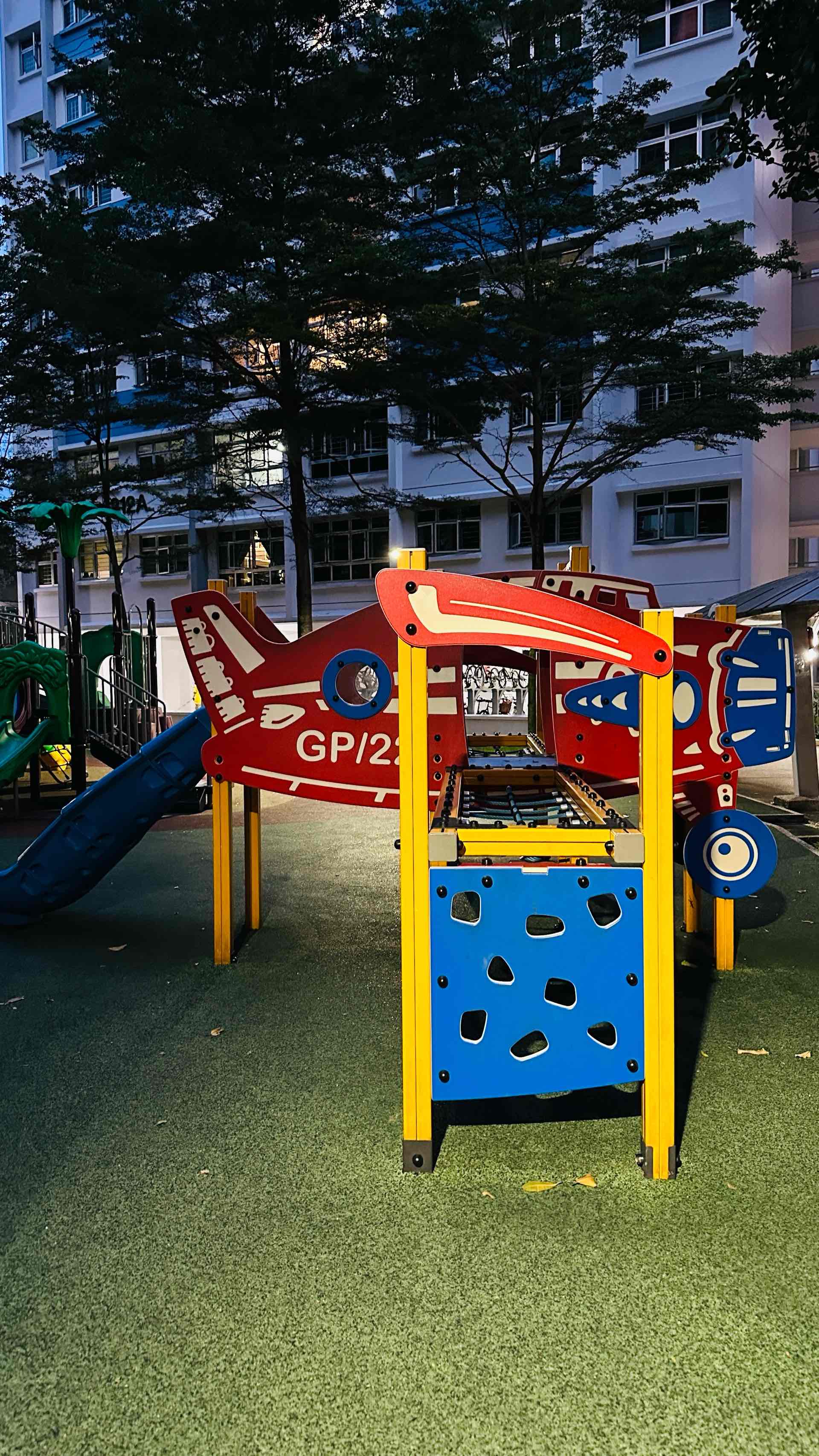 212B Punggol Walk, Punggol Waves Playground - Photo 2