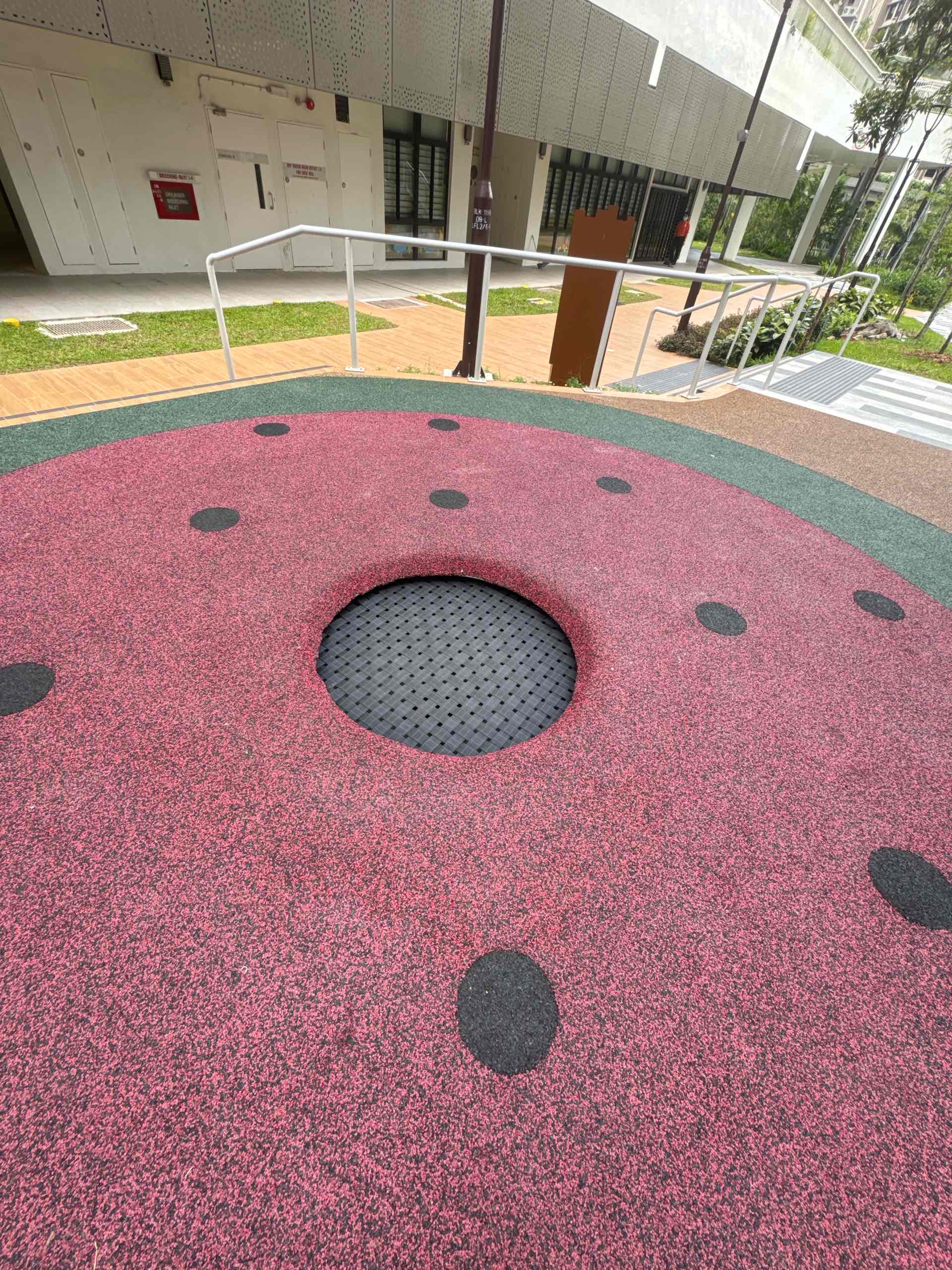 121C Tengah Dr Playground - Photo 4