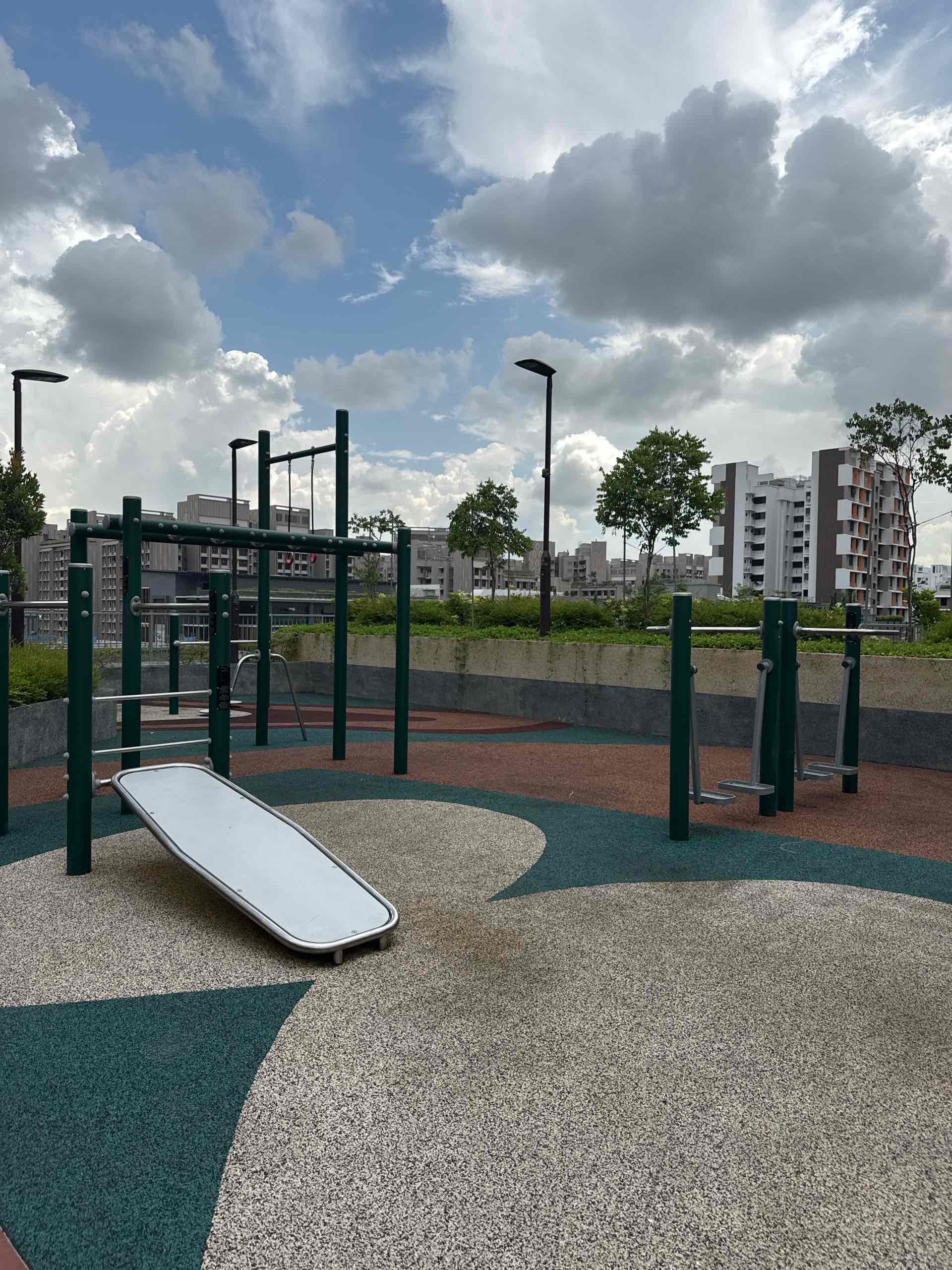 112B Plantation Cres, Plantation Acres Playground, Level 6 carpark roof garden - Photo 4