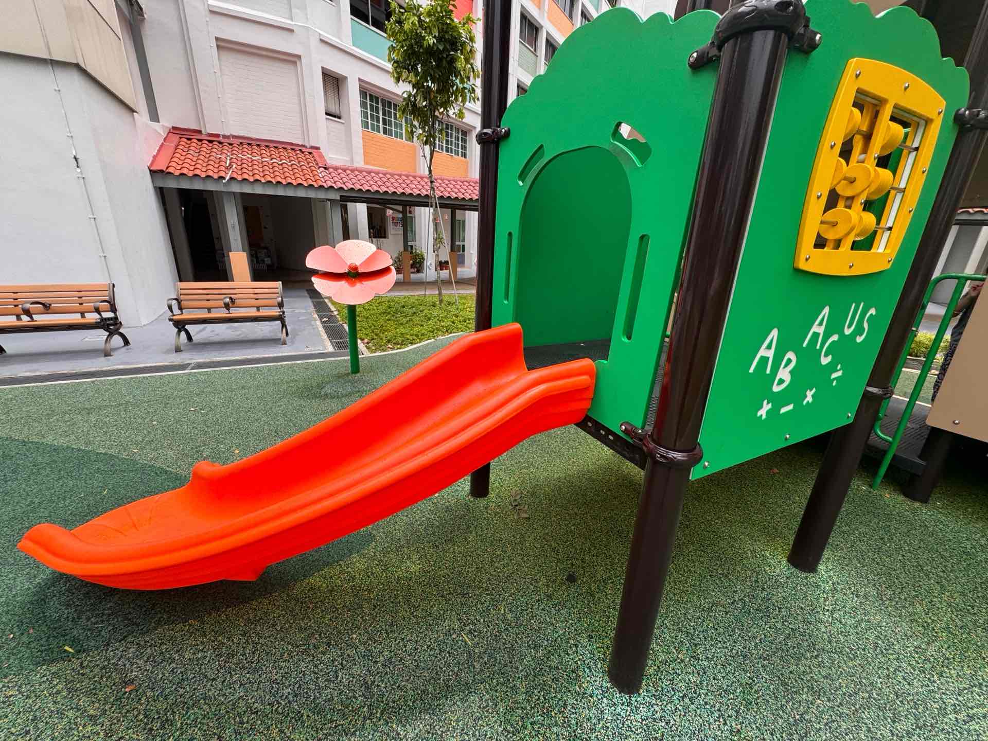 Hedgehog Playground @ 295 Choa Chu Kang Avenue 2 - Photo 2