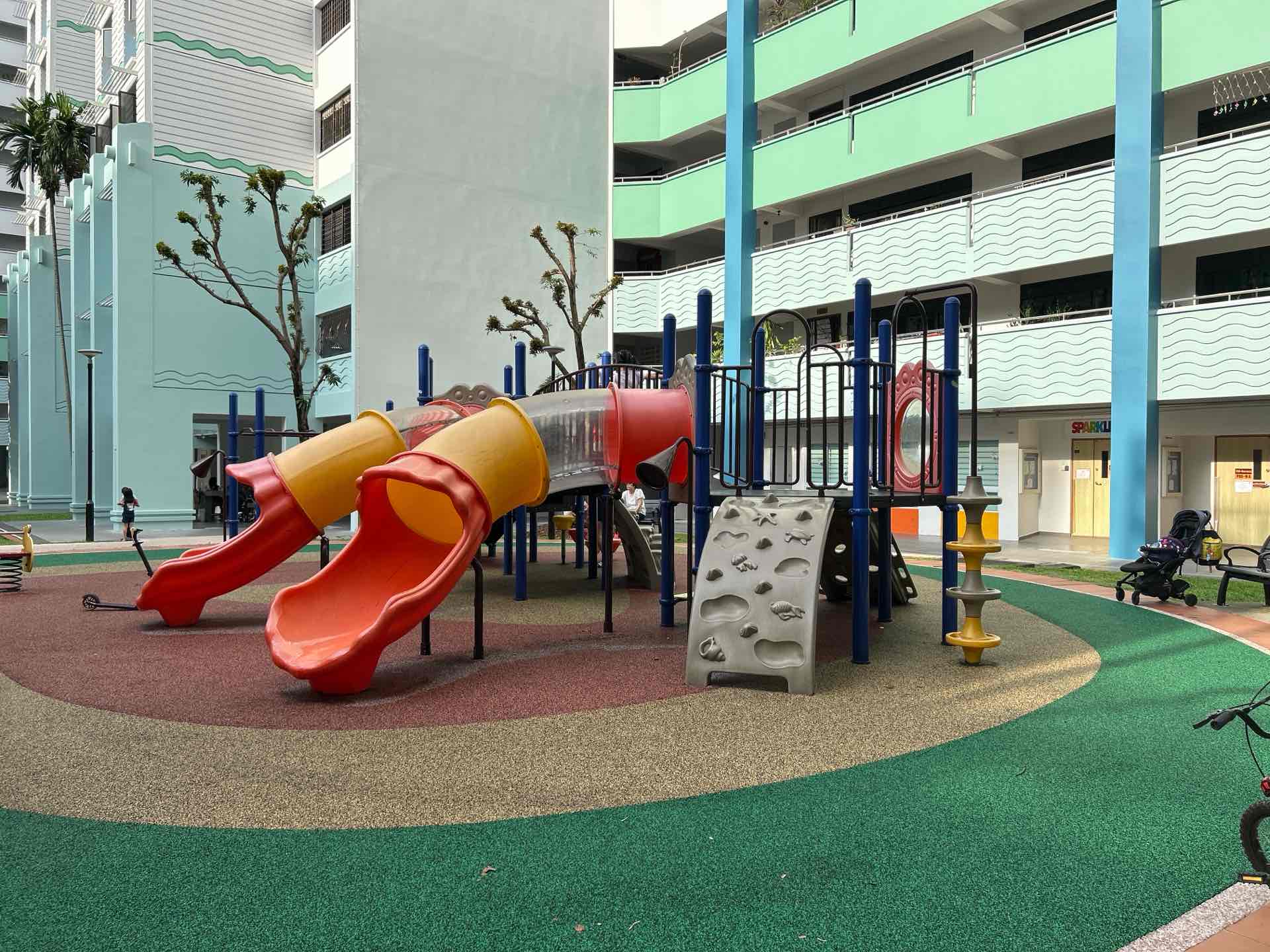 303A Anchorvale Link, Anchorvale Court Playground - Photo 4