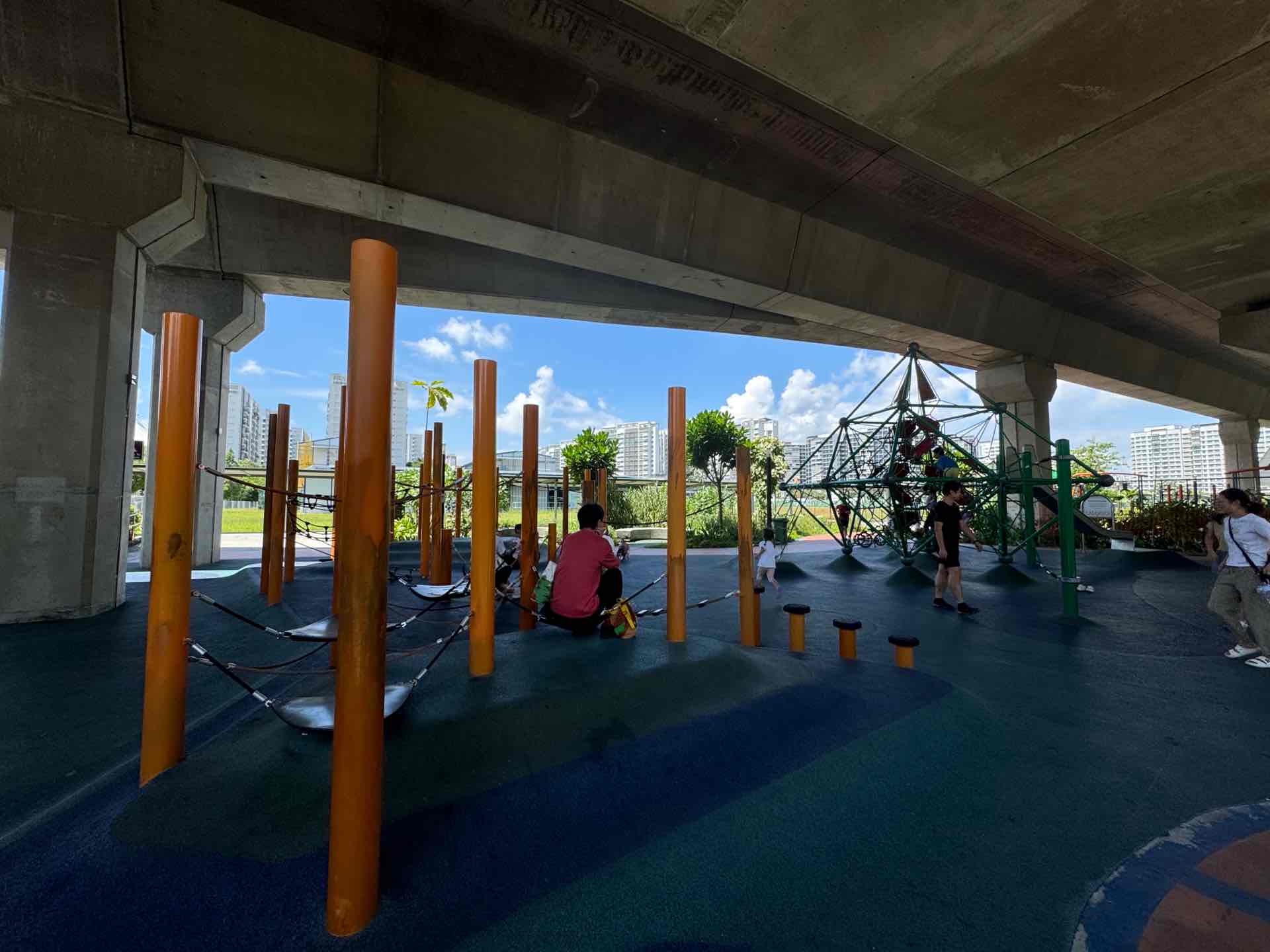 Punggol MRT Station Playground - Photo 4
