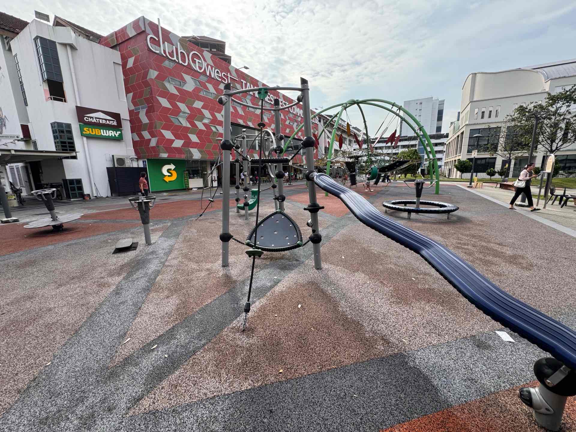 Tampines West CC Playground - Photo 4