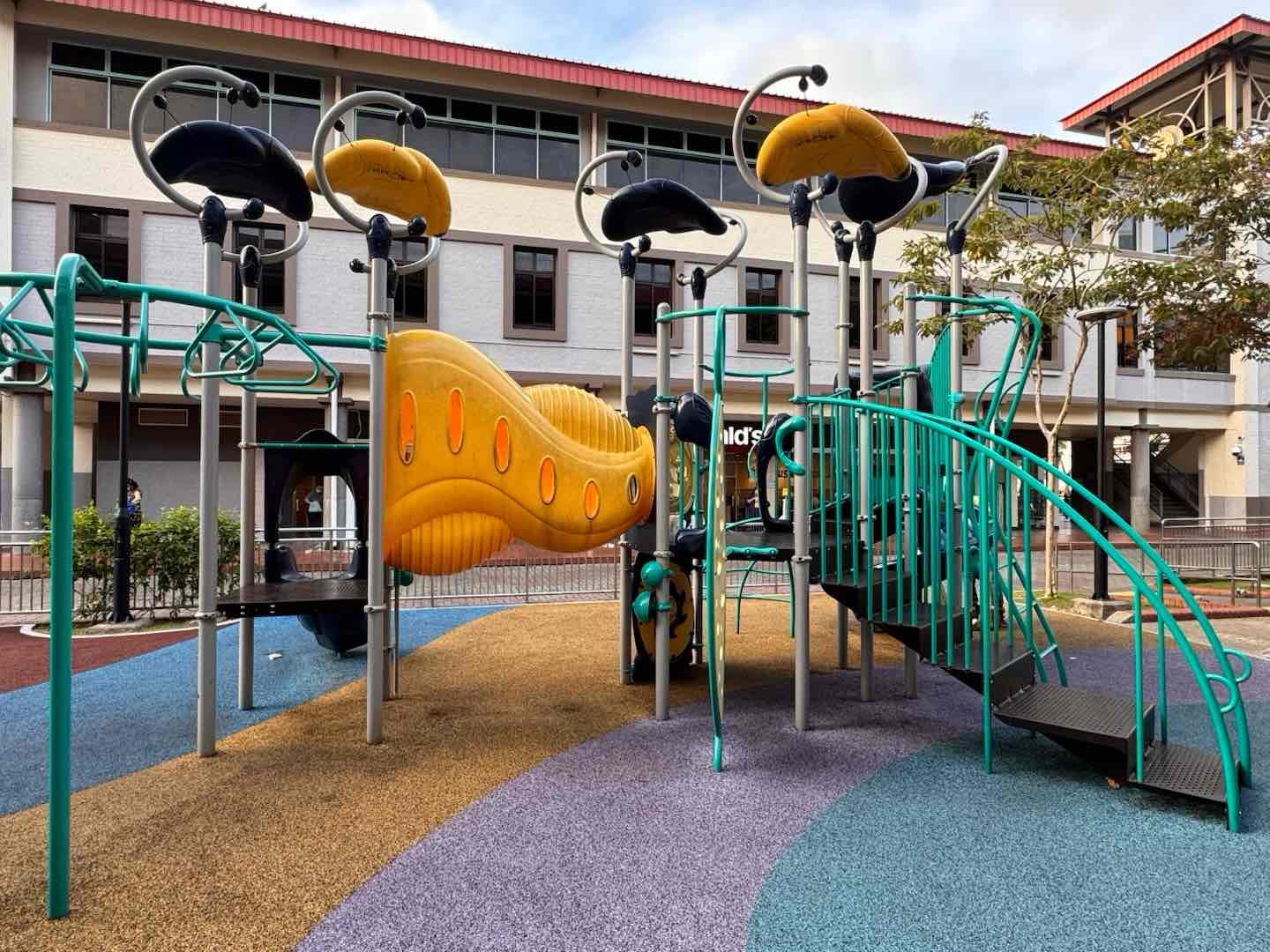 253 Serangoon Central Playground - Photo 2