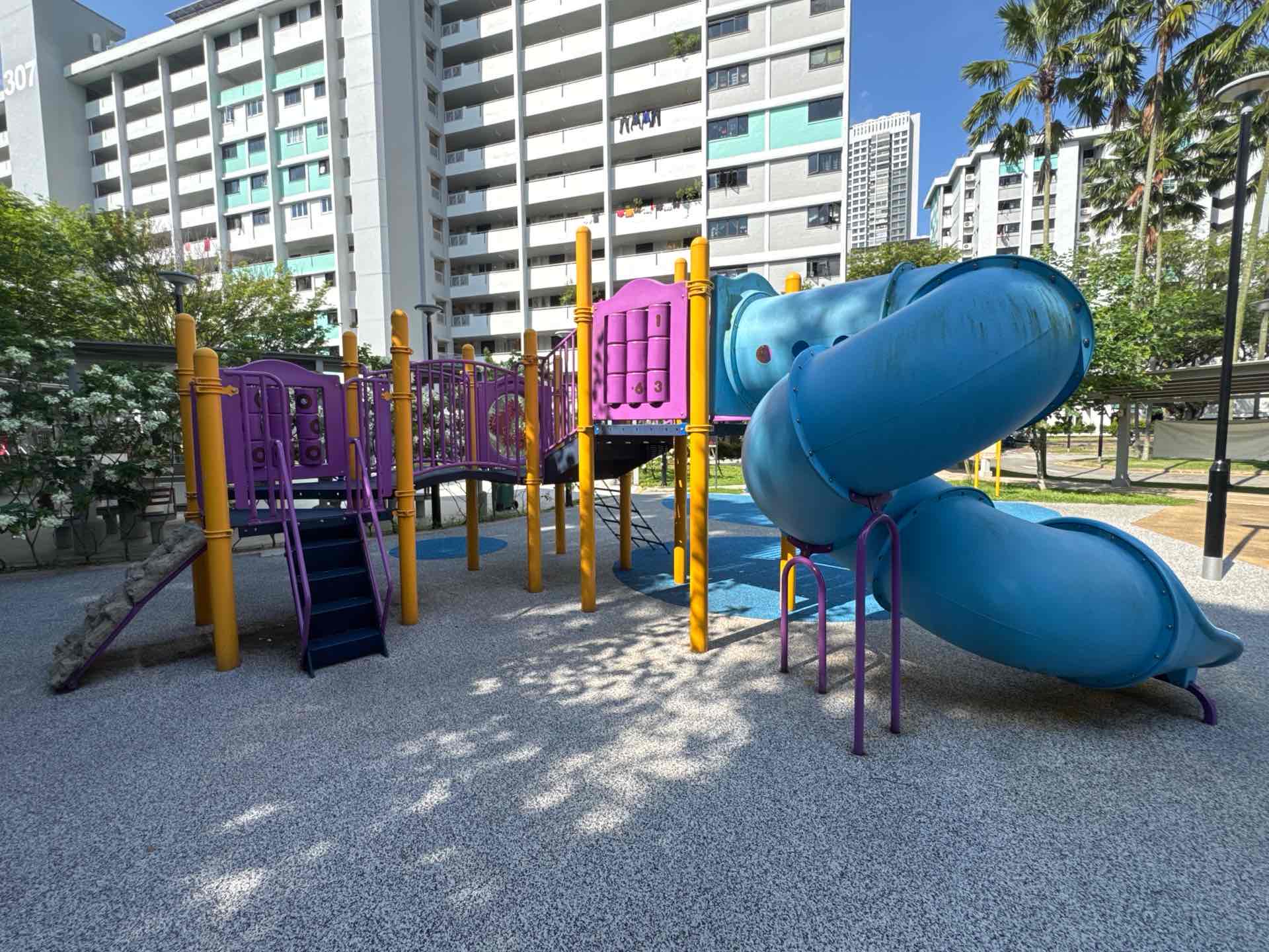 305 Clementi Avenue 4 Playground