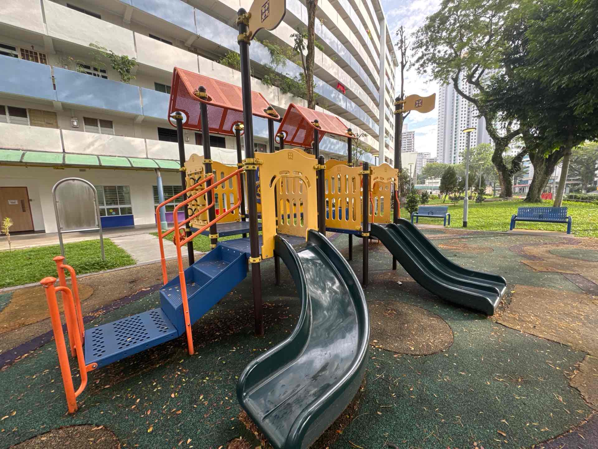 157 Lorong 1 Toa Payoh Playground - Photo 2